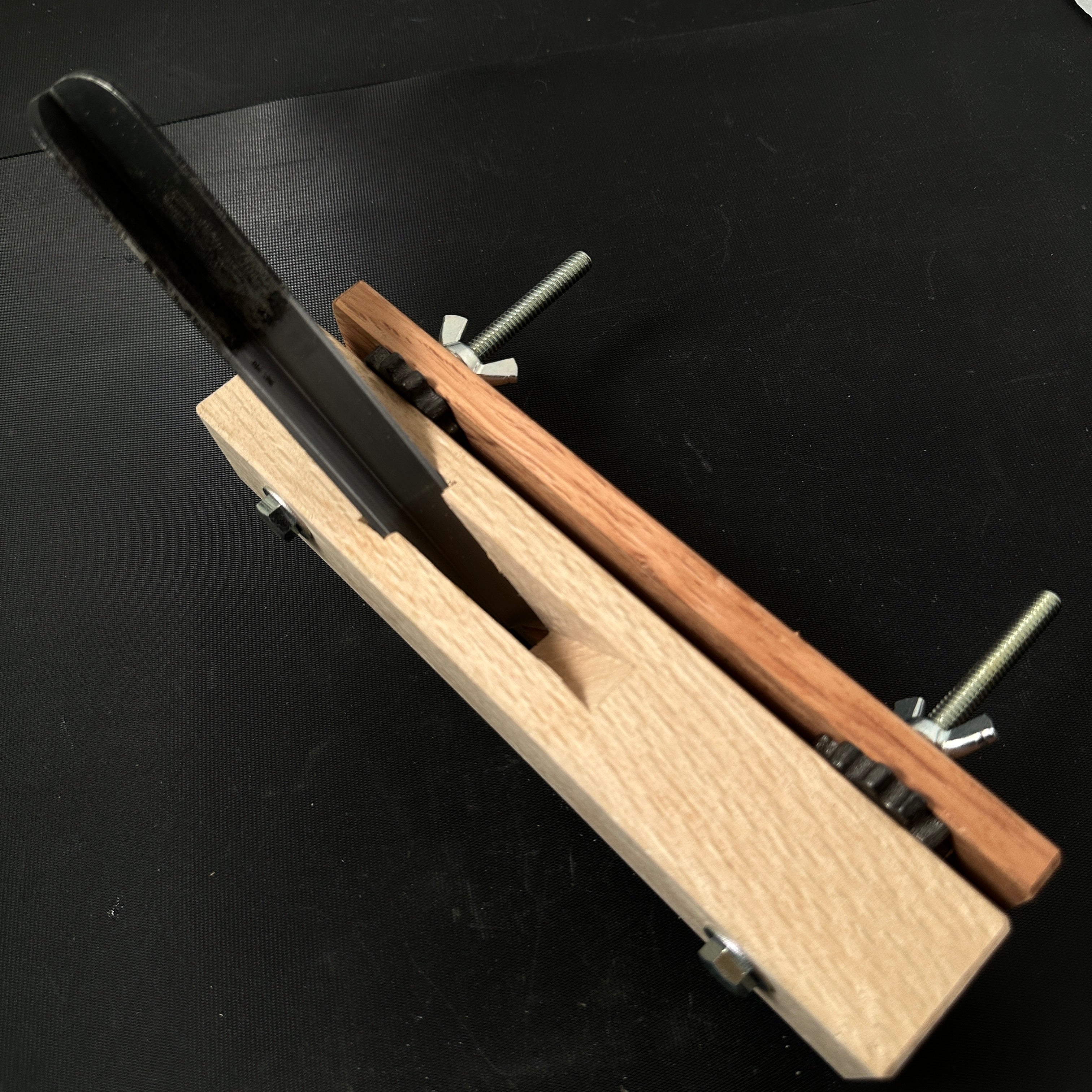 Ha Kanna Kumiko Kanna with white steel by Muneaki 葉鉋 組子用 75°  猪本台 宗秋刃