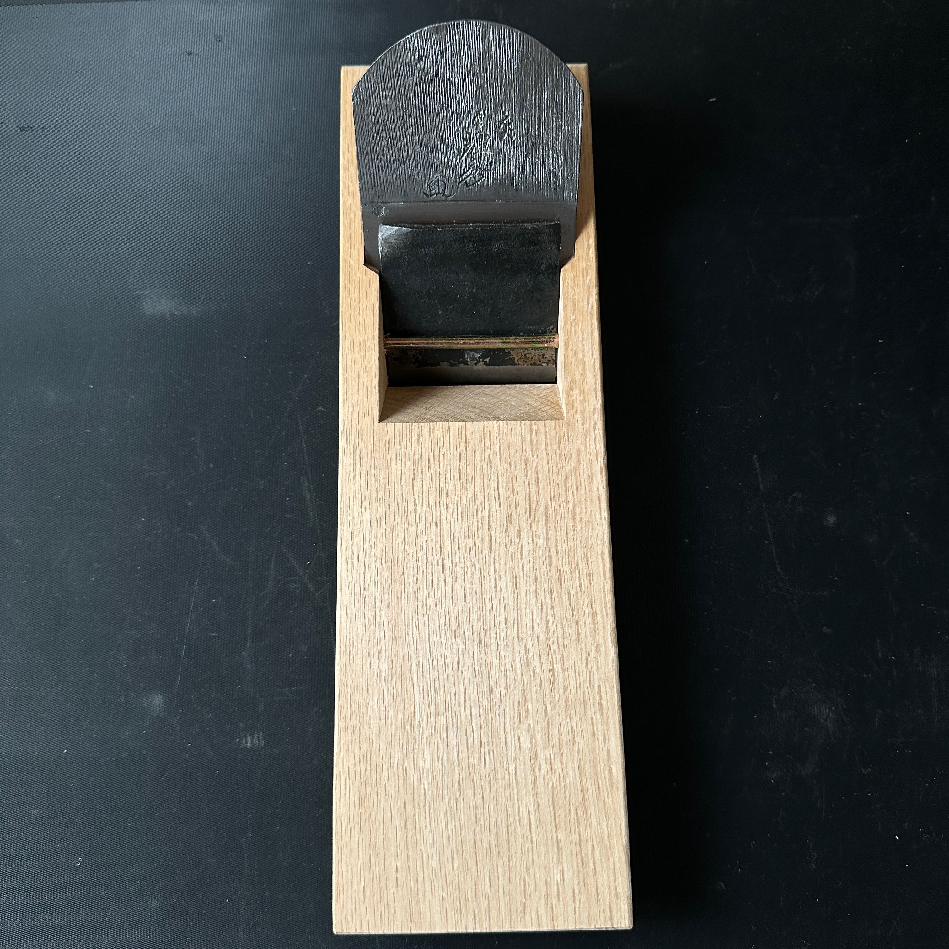 Old stock Teruhide Smoothing Plane (Kanna) 掘出し物 輝秀 石堂秀雄作 仕上げ鉋 70mm