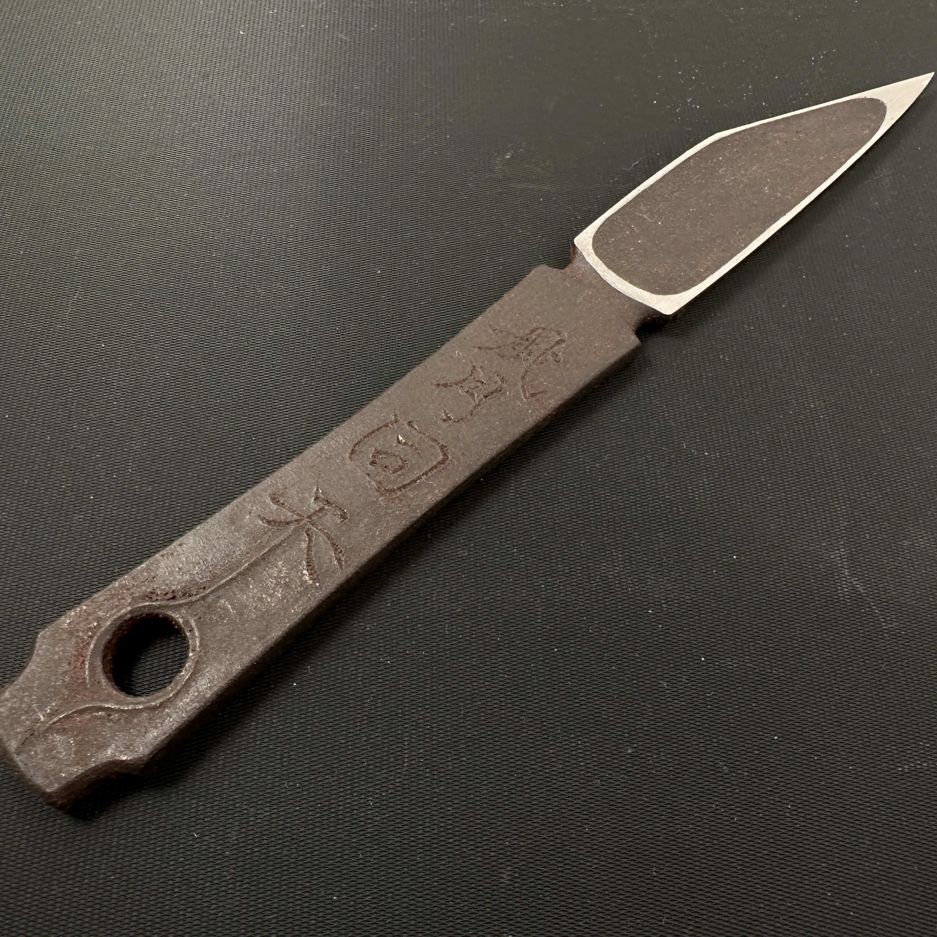 Fugetsudouten-Hirotsugu Right hand Kiridashi by Sozen Carving 風月同天 廣貢 素全作 切出し小刀 右 24mm