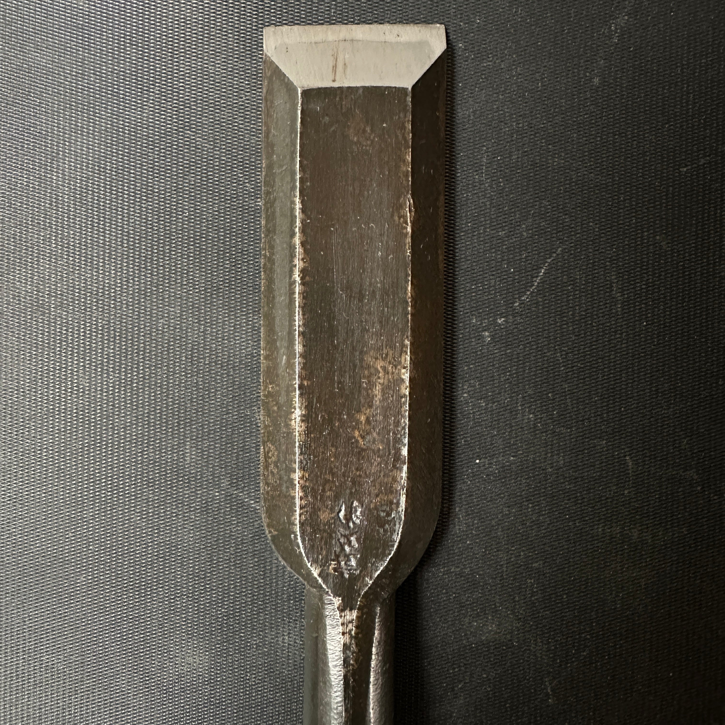 Hidari Hisasaku 2rd  Timber chisels by Ikegami Takanobu 池上喬庸作 二代目左久作 叩き鑿  Tatakinomi 30mm