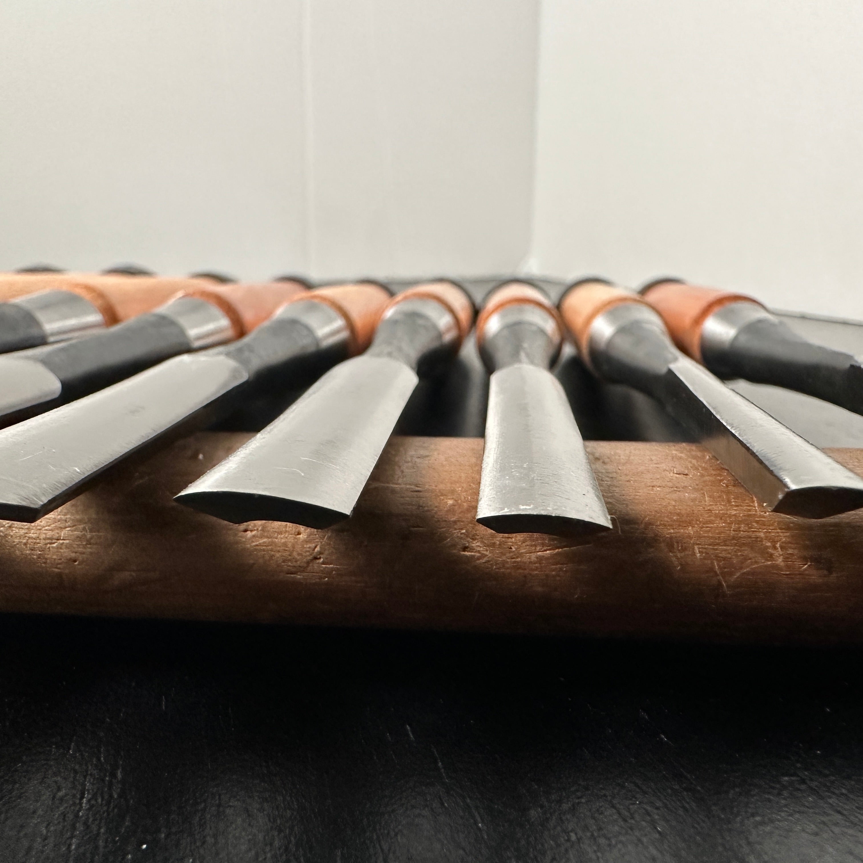 Yoshitaka Sotomaru chisels set with white steel 義隆 外丸組鑿 10本組 白紙鋼