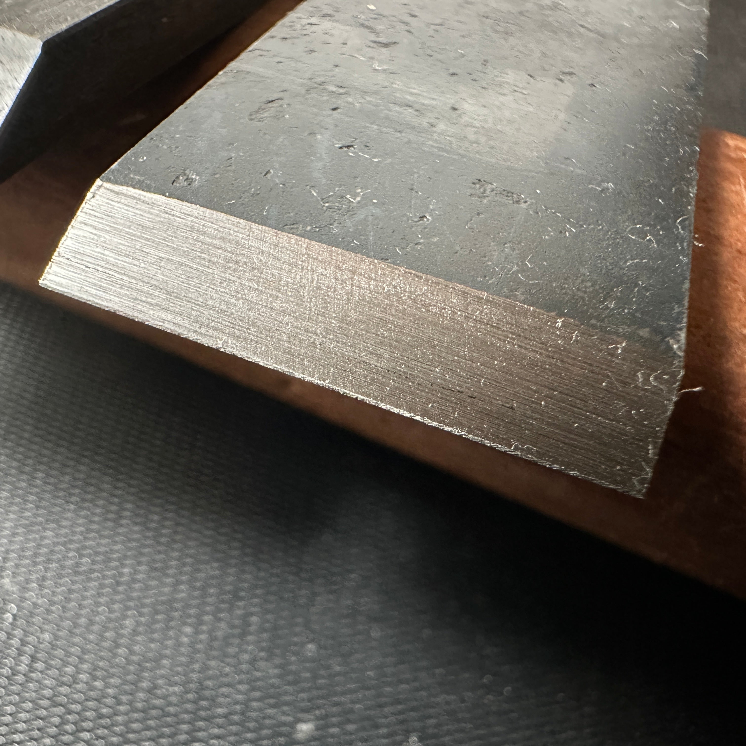 Old stock Yabane Smoothing Plane (Kanna) by Ishido Master 石堂輝秀作 矢羽根鉋 仕上げ鉋 30mm