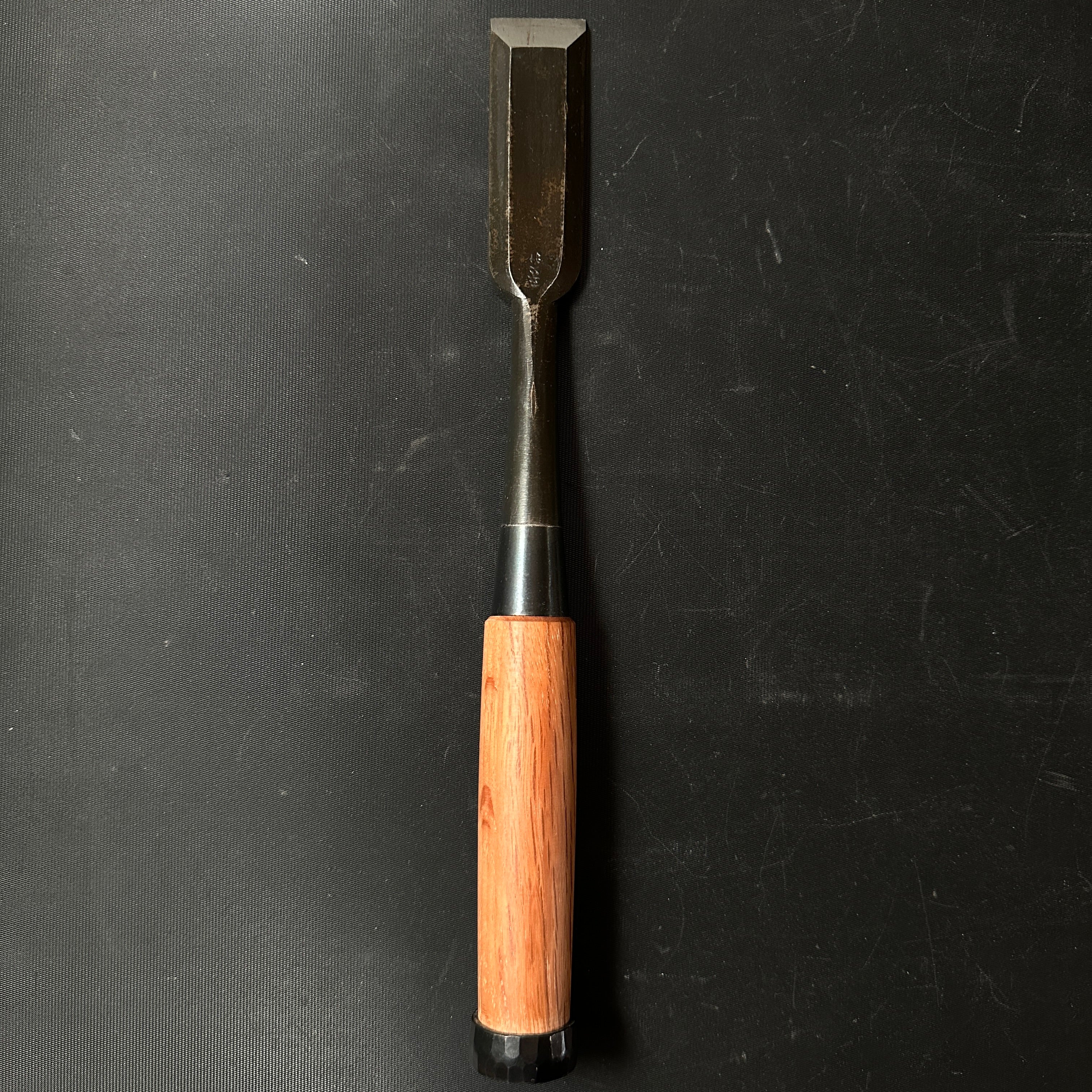 Hidari Hisasaku 2rd  Timber chisels by Ikegami Takanobu 池上喬庸作 二代目左久作 叩き鑿  Tatakinomi 30mm