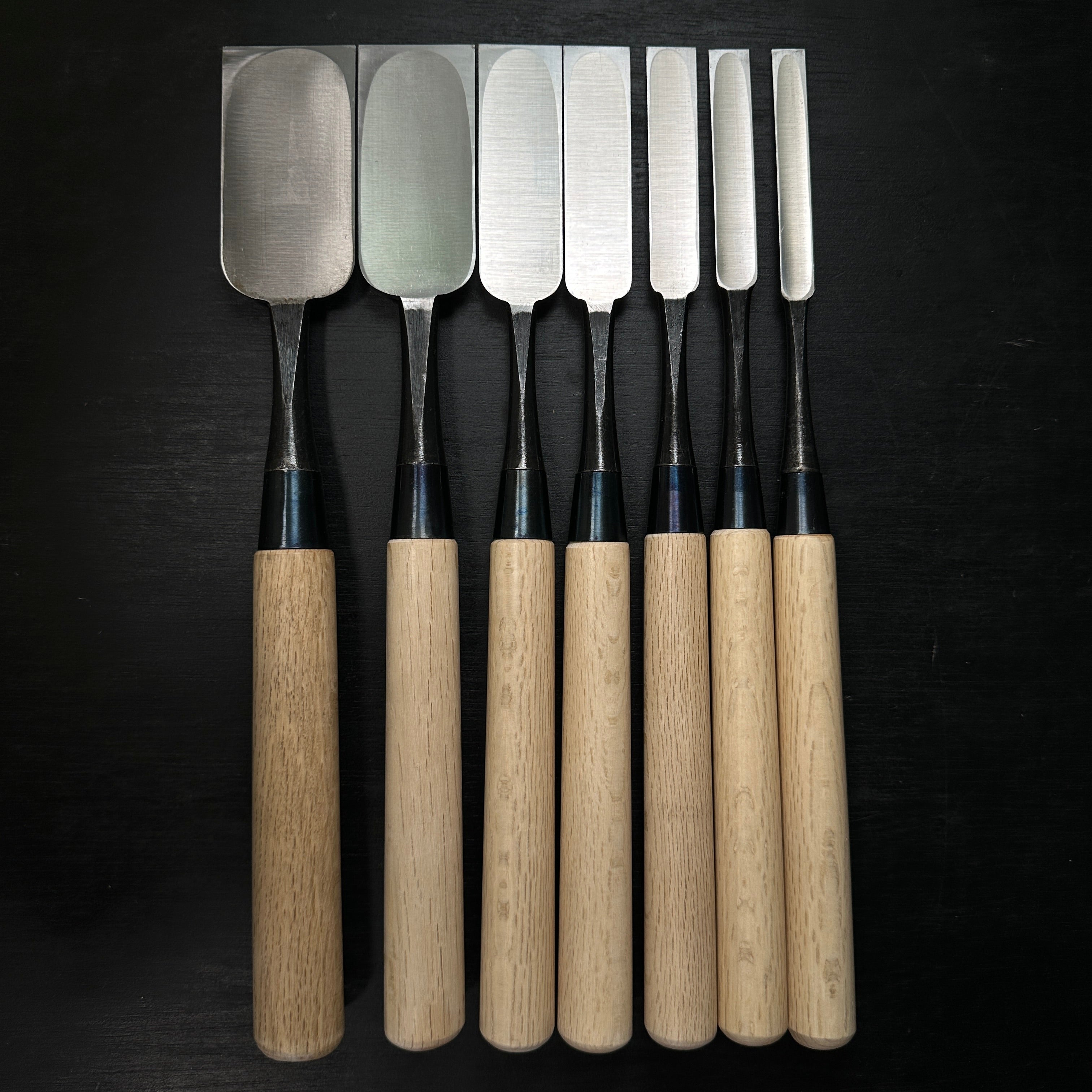Ioroi Paring chisels with white steel by Ioroi Hideo 五百蔵秀夫作 五百蔵 薄鑿 白樫柄