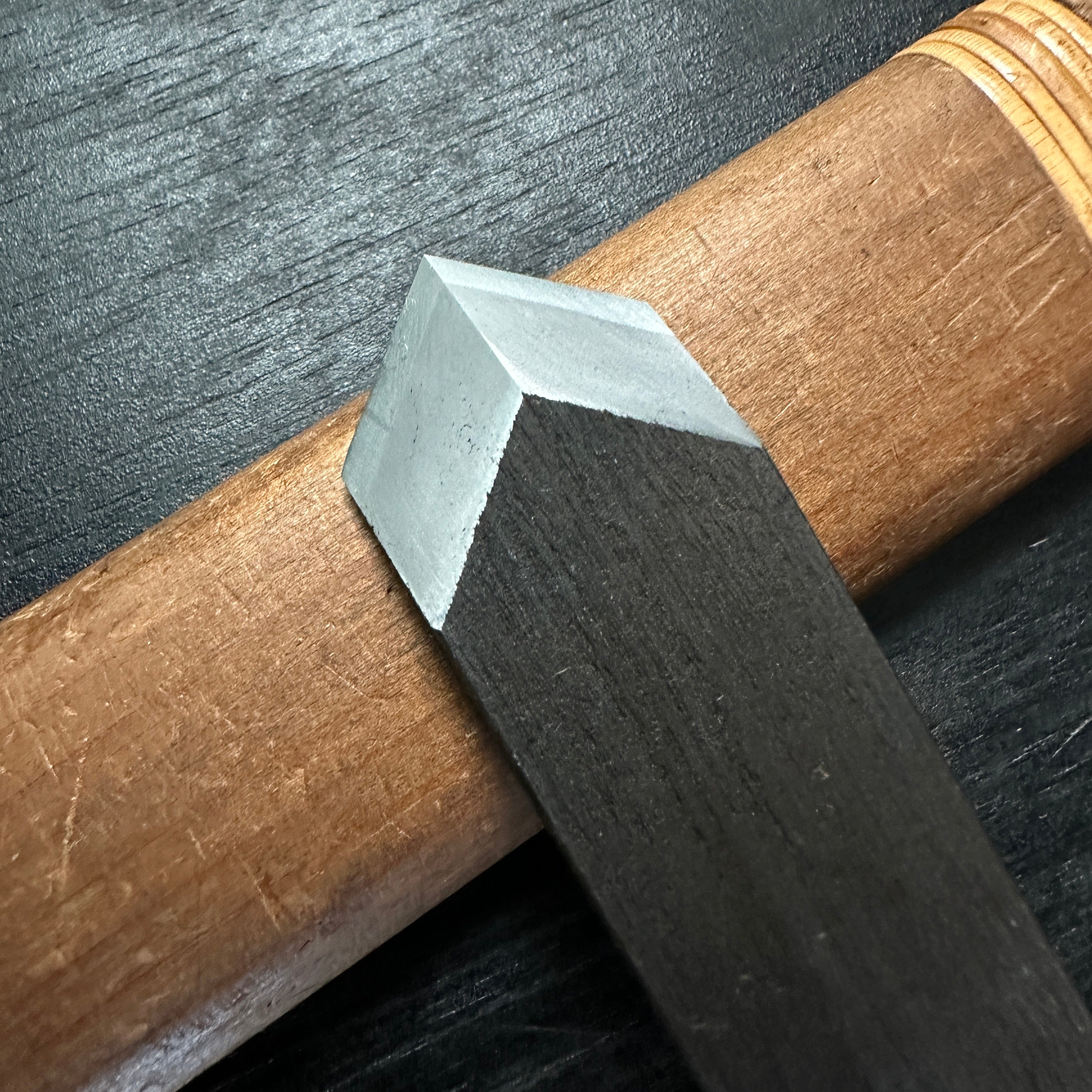 Yamamoto Kensuke Mokume Kensaki Knives with Blue Steel  山本健介作  剣先小刀   木目仕上 24mm