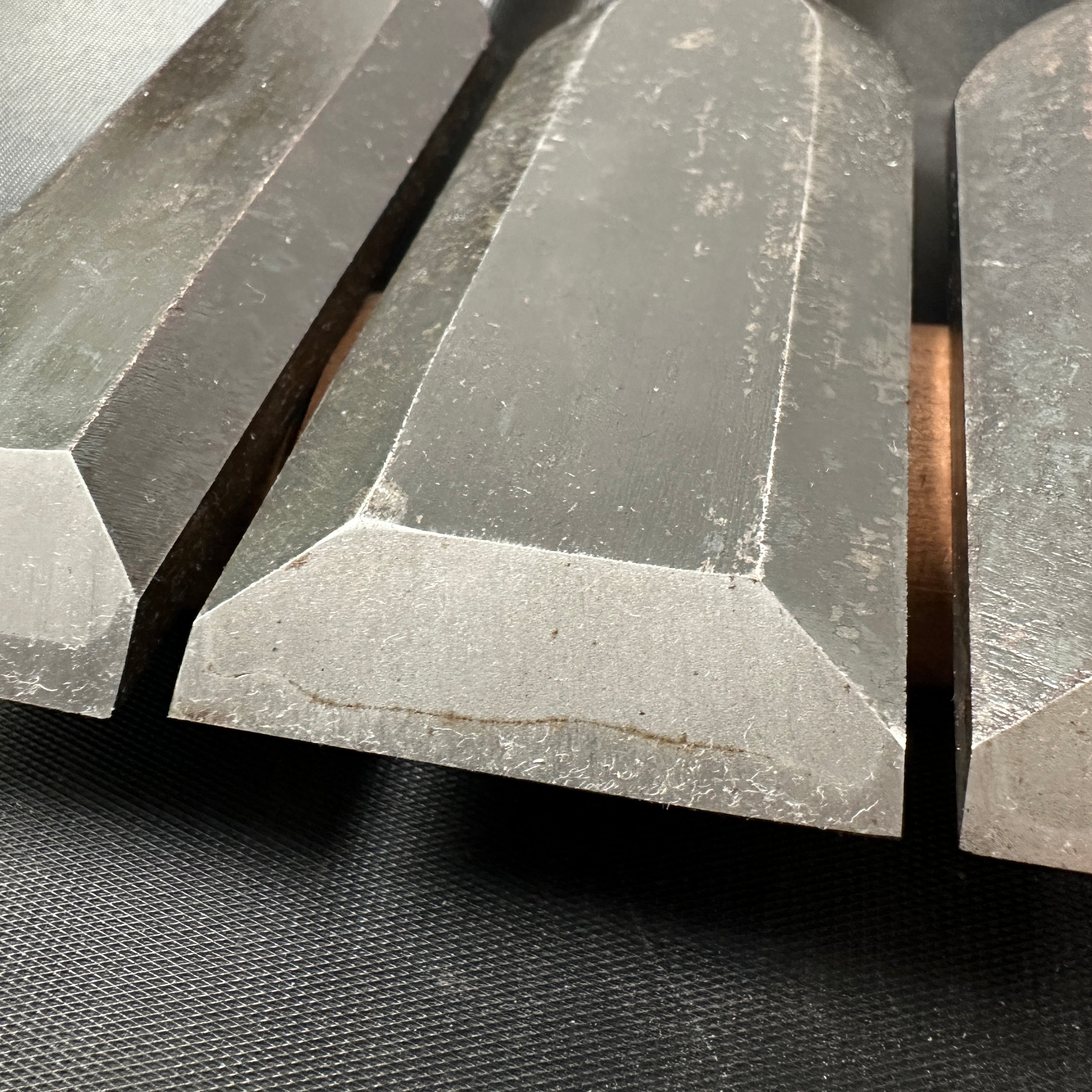 Hidari Hisasaku 2rd Timber chisels by Ikegami Takanobu 池上喬庸作 二代目左久作 叩き鑿 Tatakinomi 36mm 42mm 48mm