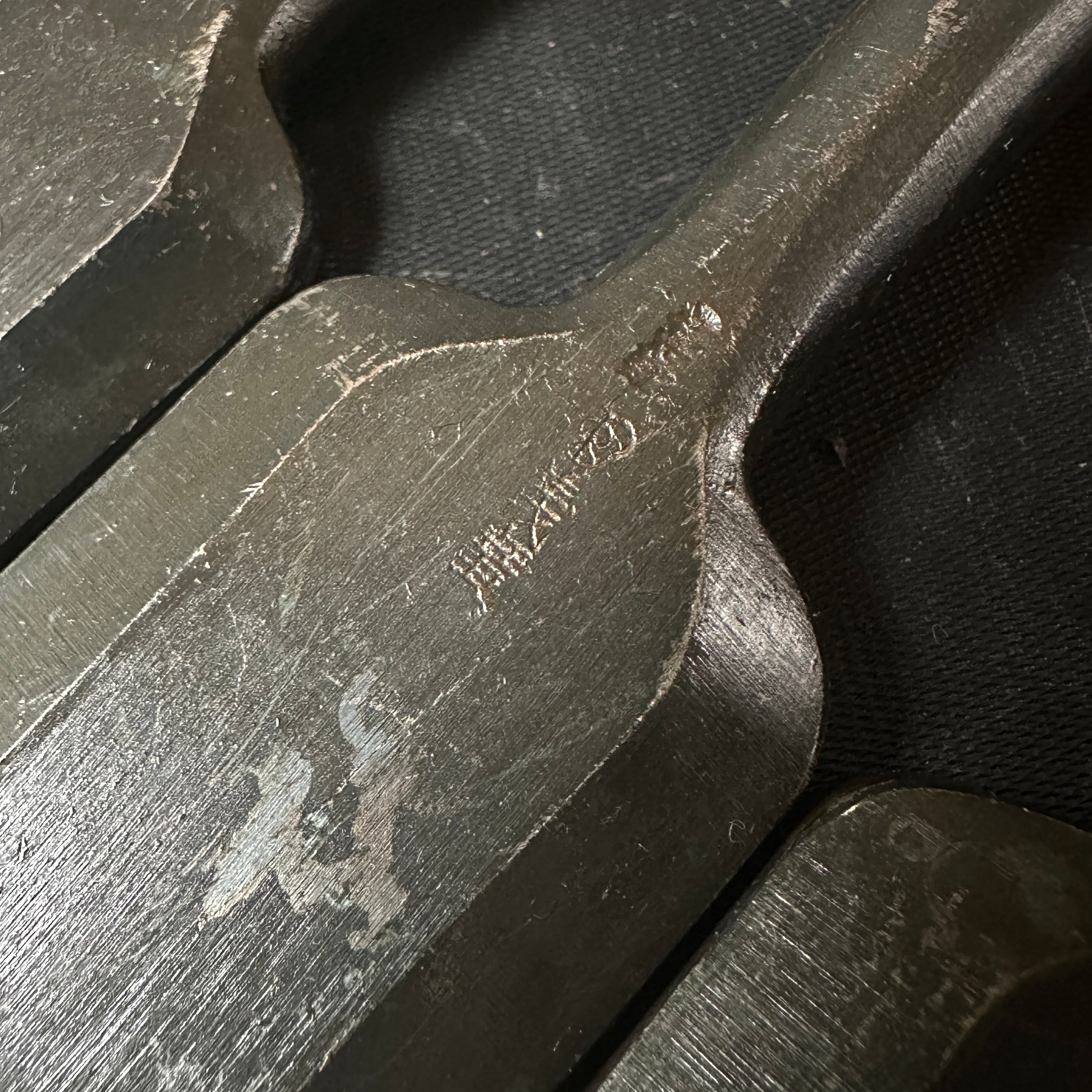 Old stock Yoshihiro Bench chisels set 掘出し物 義廣 追入組鑿 Oirenomi