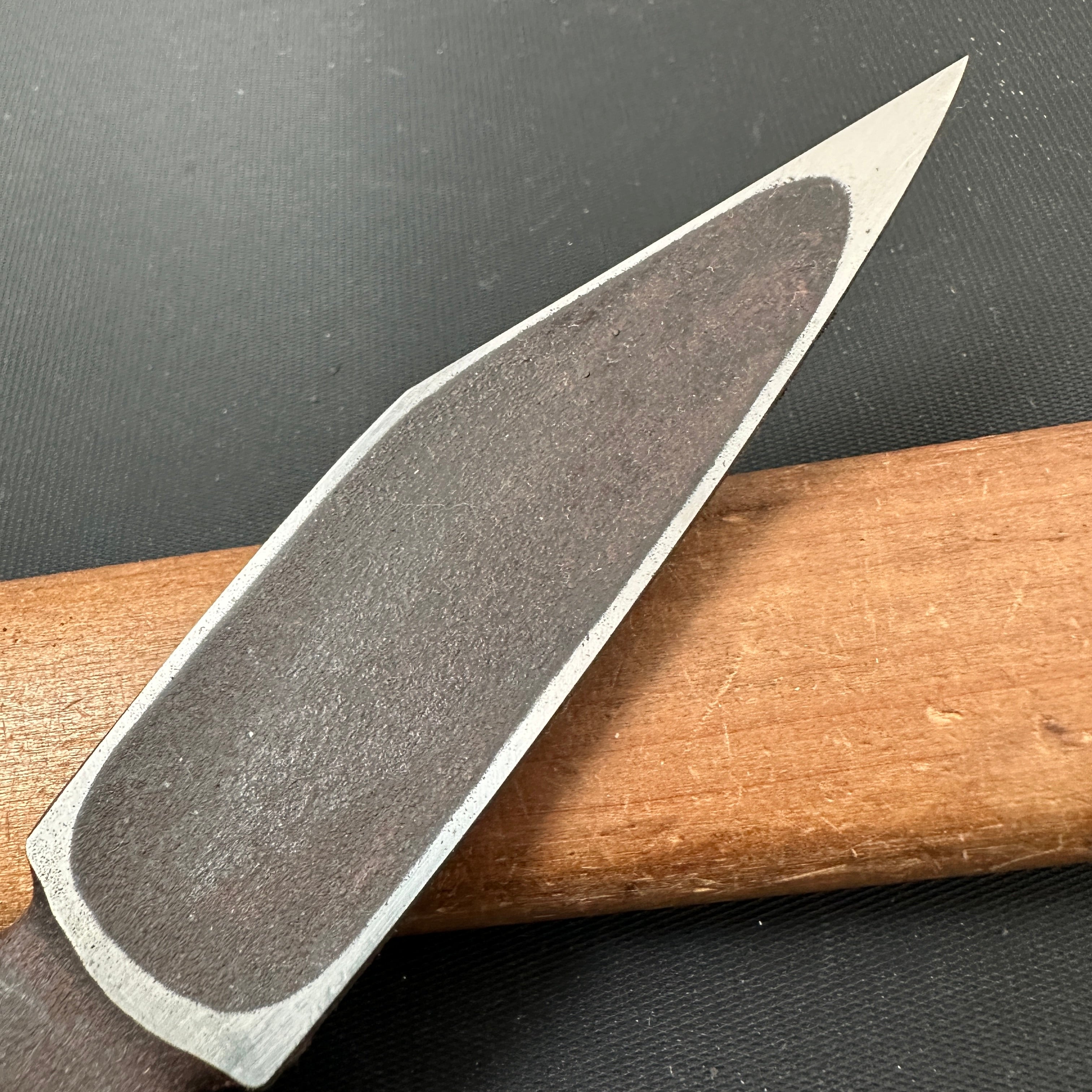 Fugetsudouten-Hirotsugu Right hand Kiridashi by Sozen Carving 風月同天 廣貢 素全作 切出し小刀 右 24mm