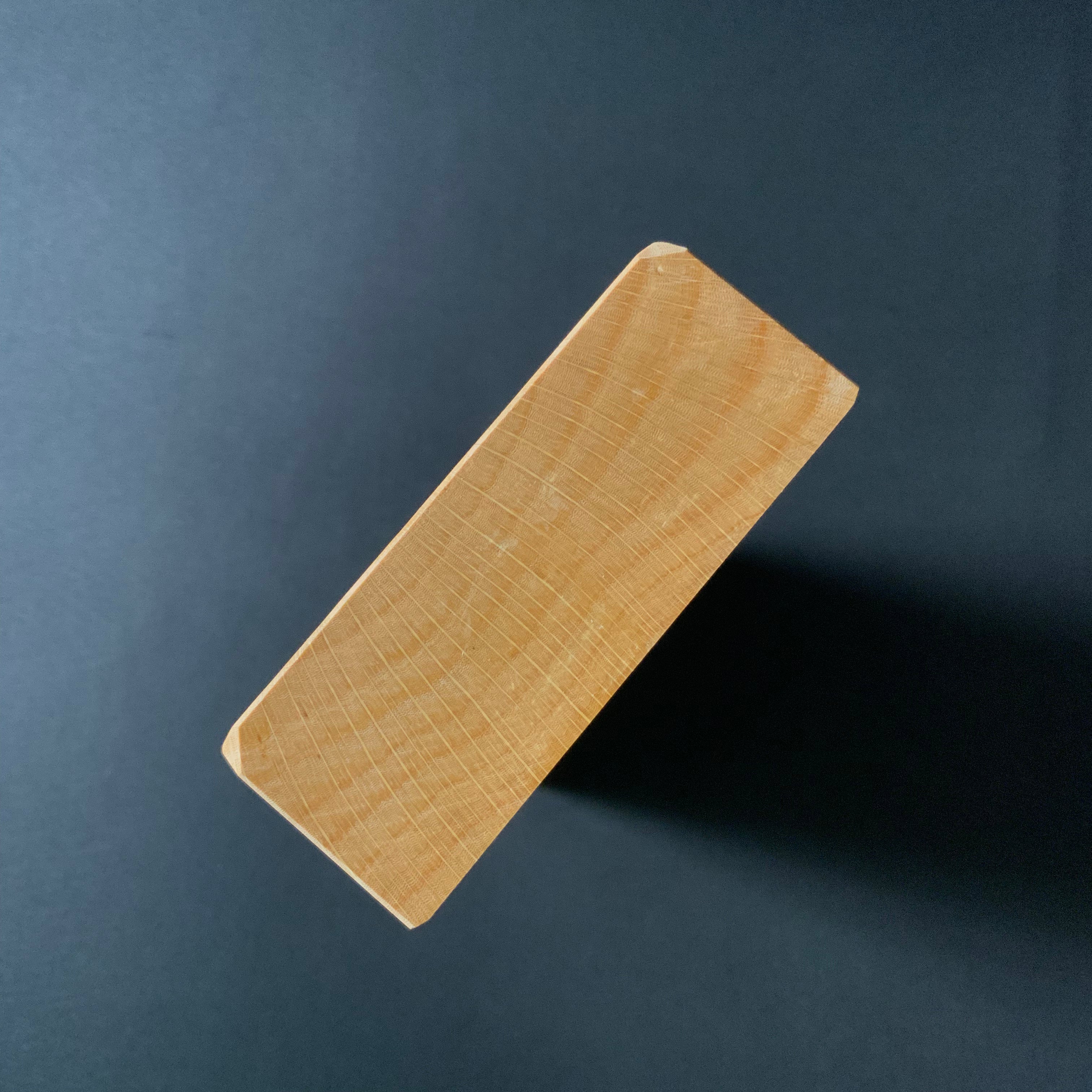 Old stock HiryuNishiki Nishiki Kiyomi Smoothing Plane (Kanna) 掘出し物 飛龍錦 錦清水 仕上鉋 80mm