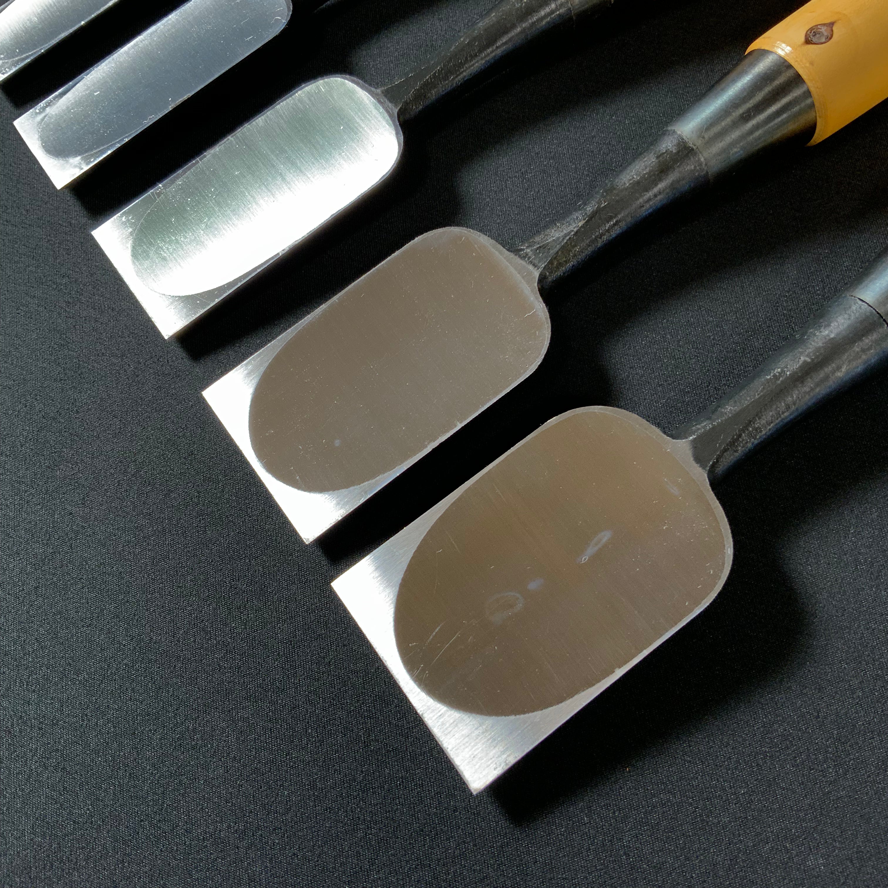 宗家大内 鎬追入組鑿 グミ柄付 Ouchi Dovetail chisels set by Ouchi 4th generation with Gumi Handle