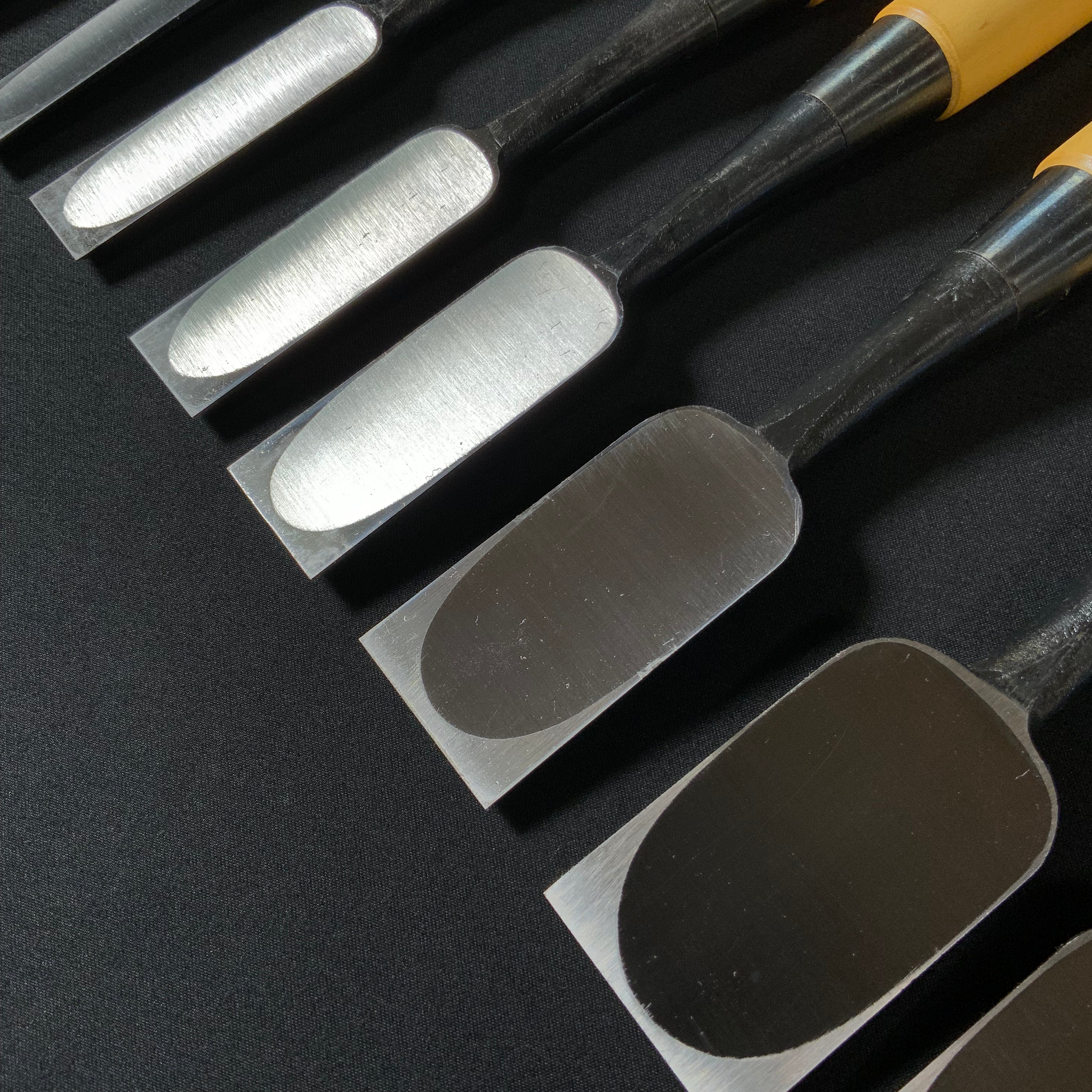 宗家大内 鎬追入組鑿 グミ柄付 Ouchi Dovetail chisels set by Ouchi 4th generation with Gumi Handle