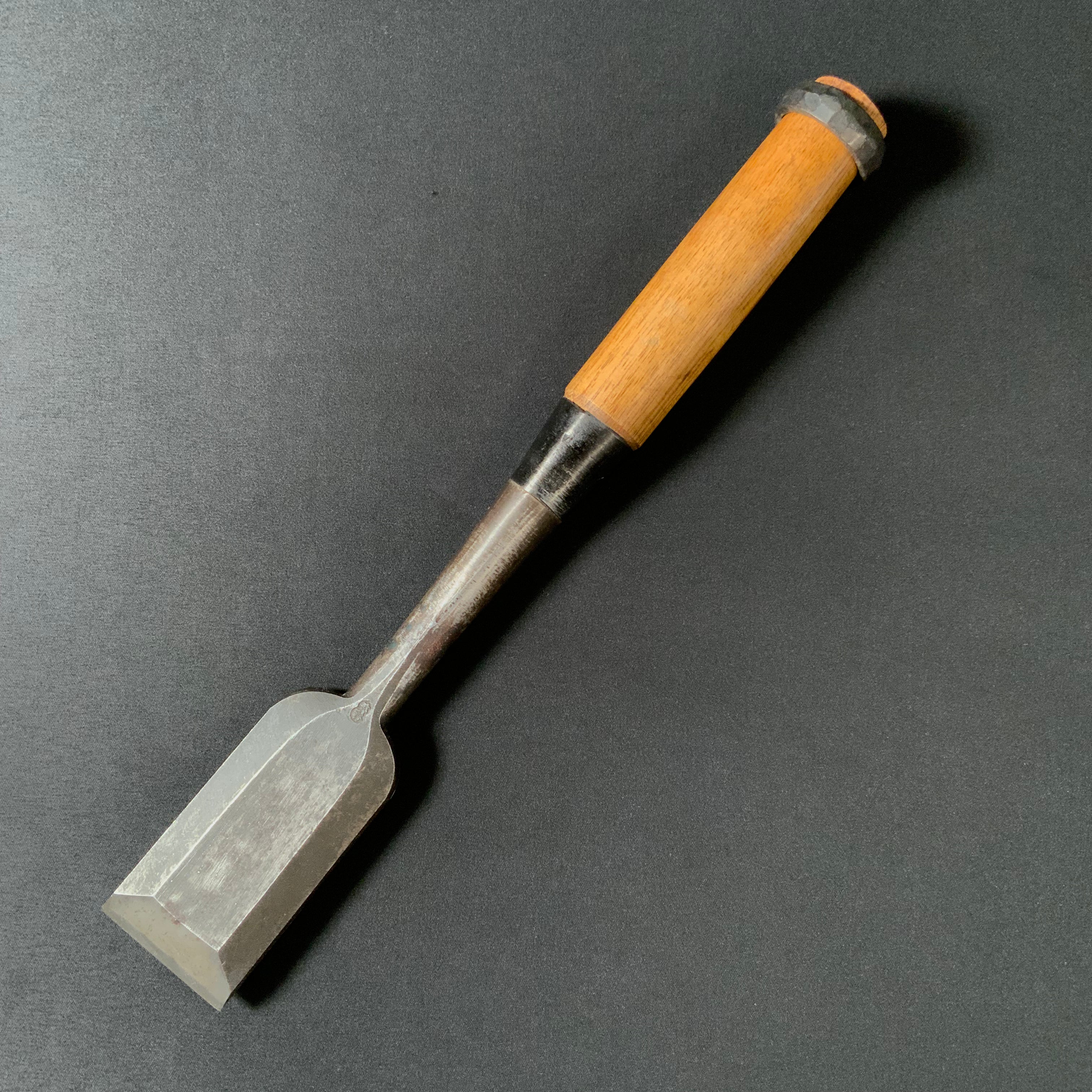 掘出し物 二代目左久作 叩き鑿 池上喬庸作 42mm #3 Old stock Hidari Hisasaku 2rd Timber chisels by Ikegami Takanobu Tatakinomi