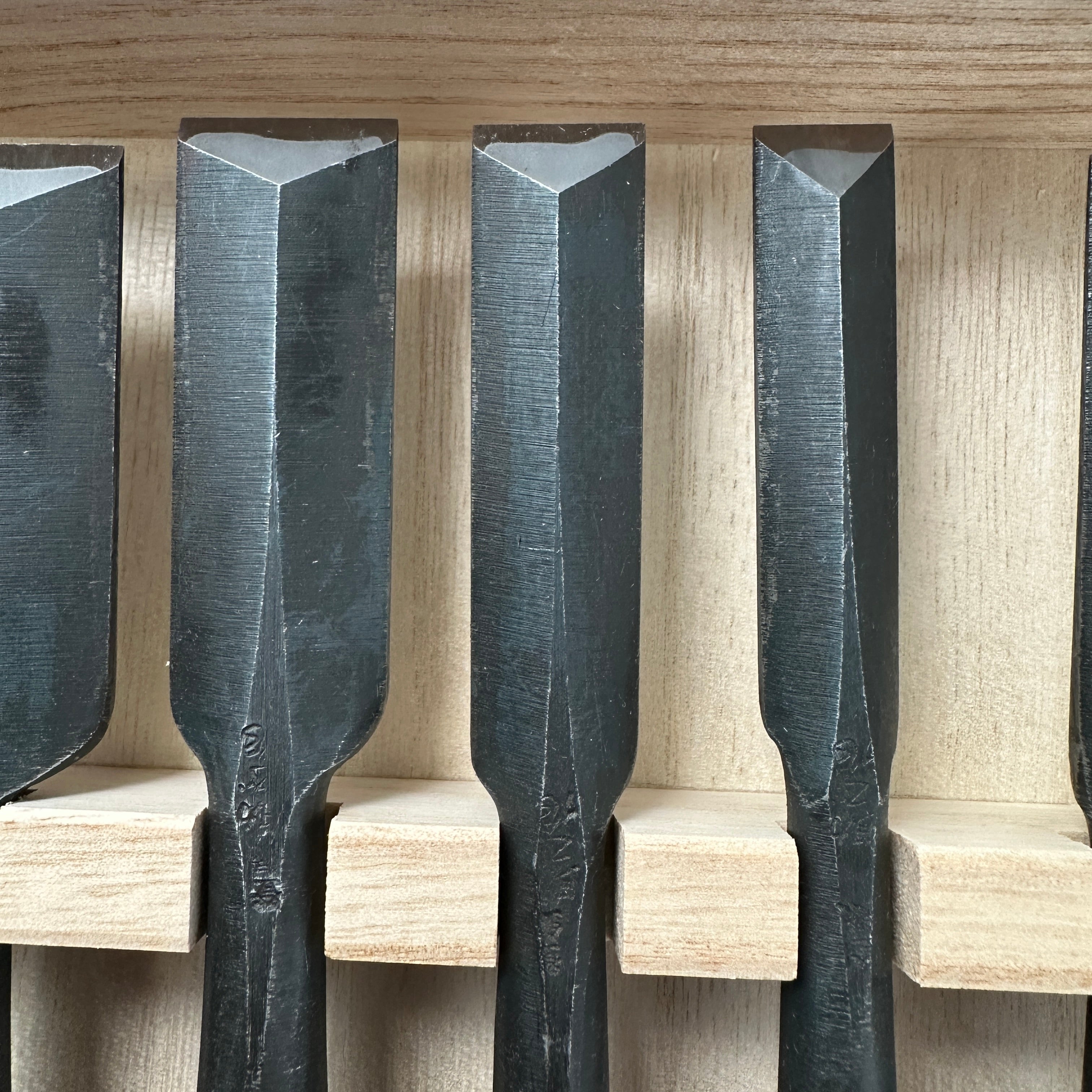 Sukemasa Dovetail Bench chisels set Triple Ura 助正 鎬 三ツ裏 追入組鑿 Oirenomi