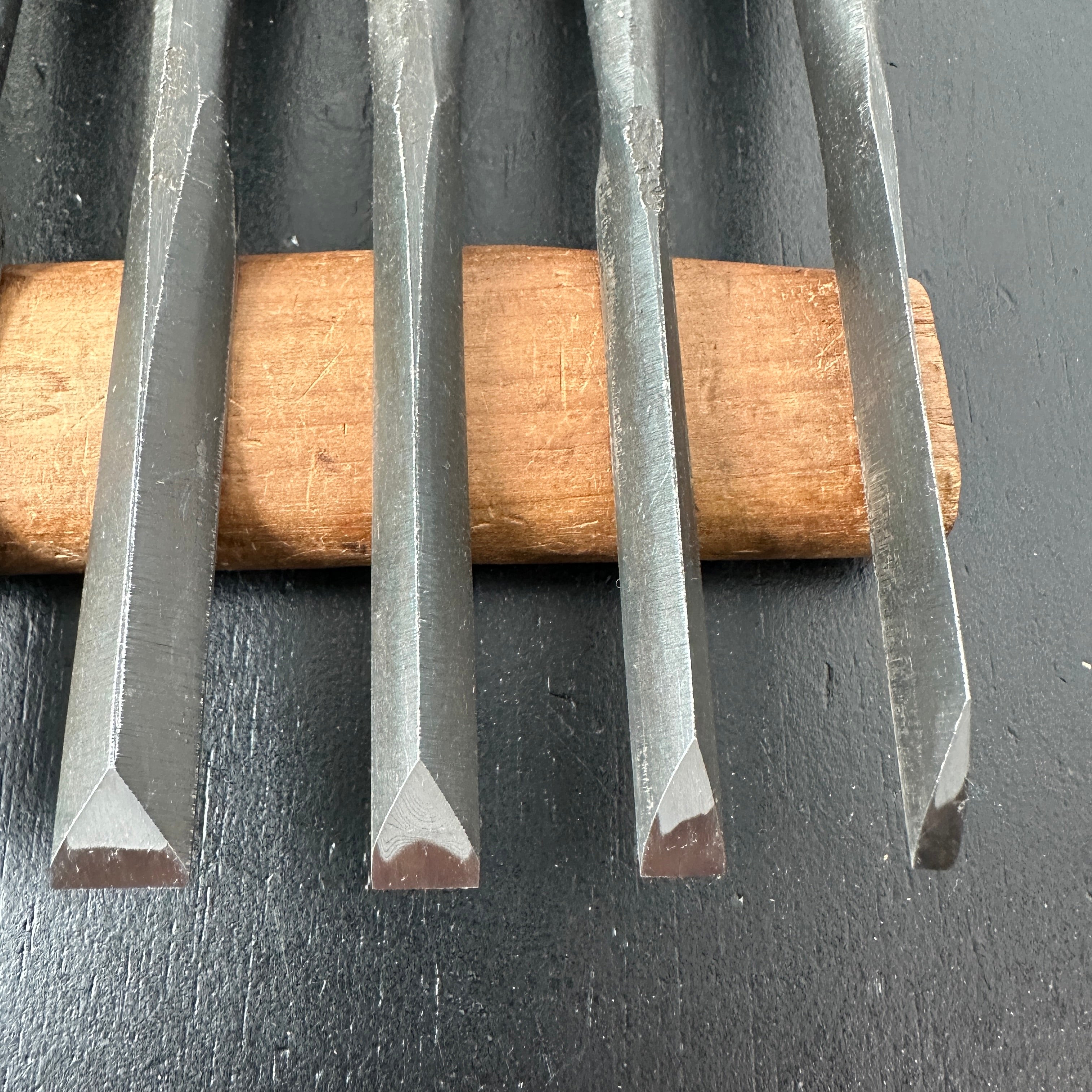 Sukemasa Dovetail Bench chisels set Triple Ura 助正 鎬 三ツ裏 追入組鑿 Oirenomi