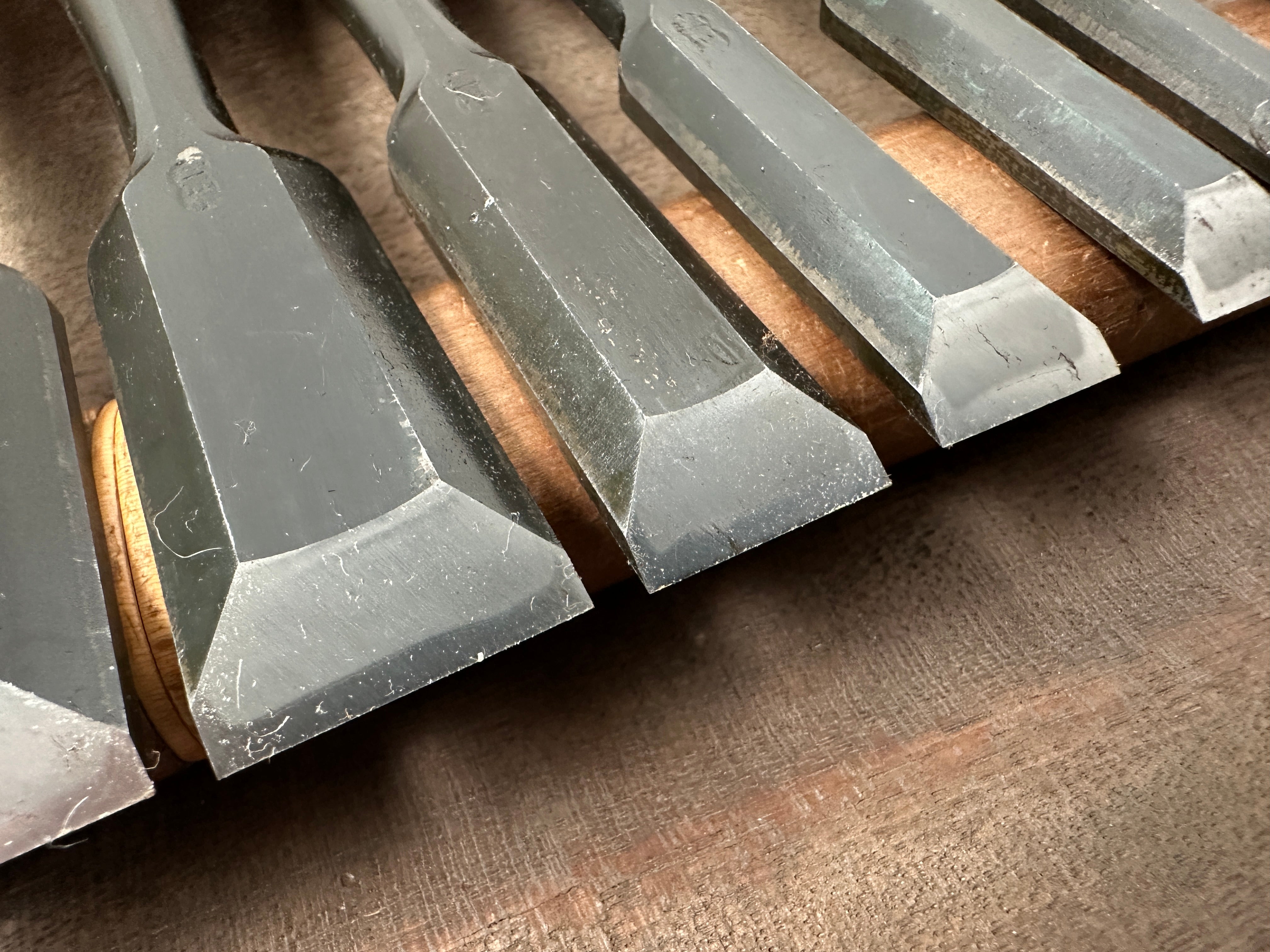 Old stock Hidari Ichihiro Second Generation Bench chisels set 掘出し物 二代目 左市弘 山崎勇作 追入組鑿 Oirenomi