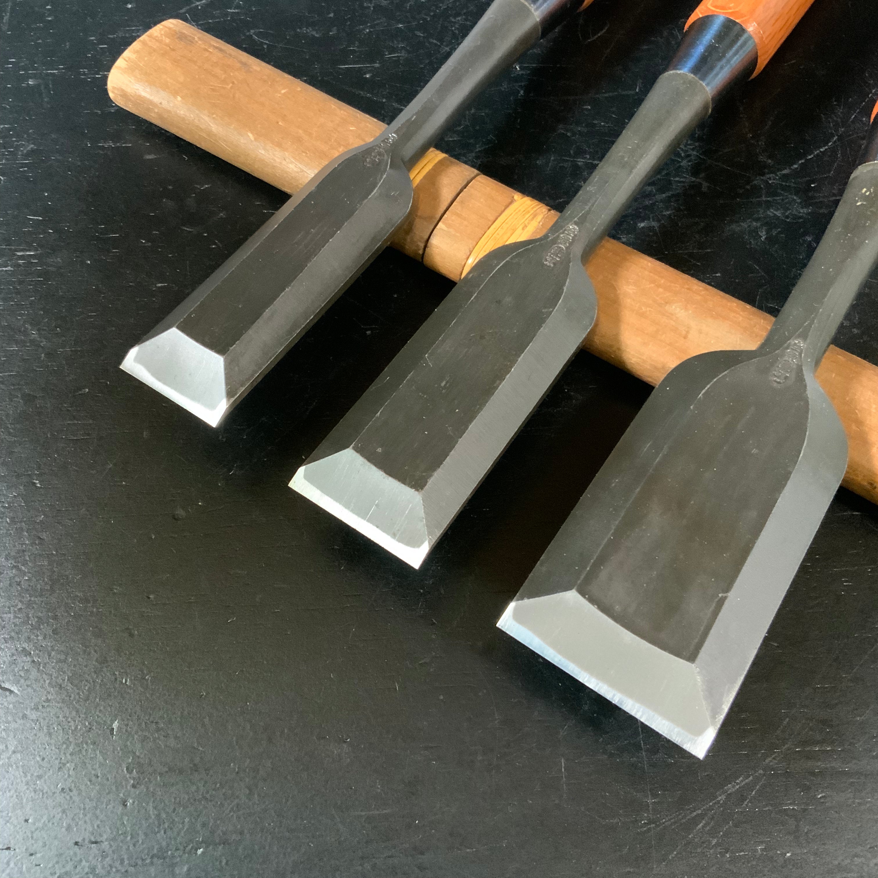 Kanehiro Timber chisels 兼弘 叩き鑿 Unused Tatakinomi 48mm 36mm 30mm