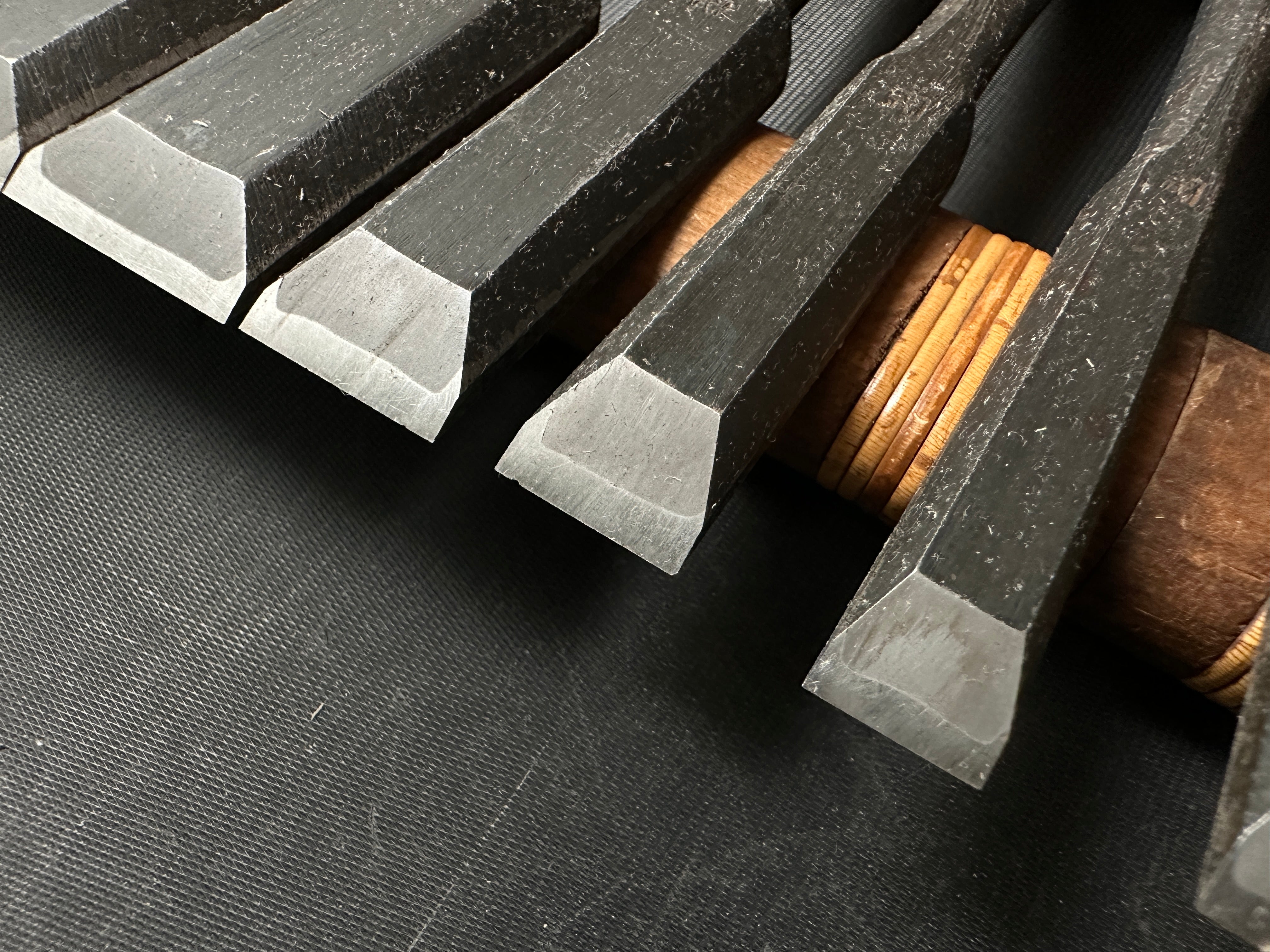 Kanetake Bench chisels set by Takahashi Norikazu 高橋典三作 カネ武 追入組鑿 Oirenomi
