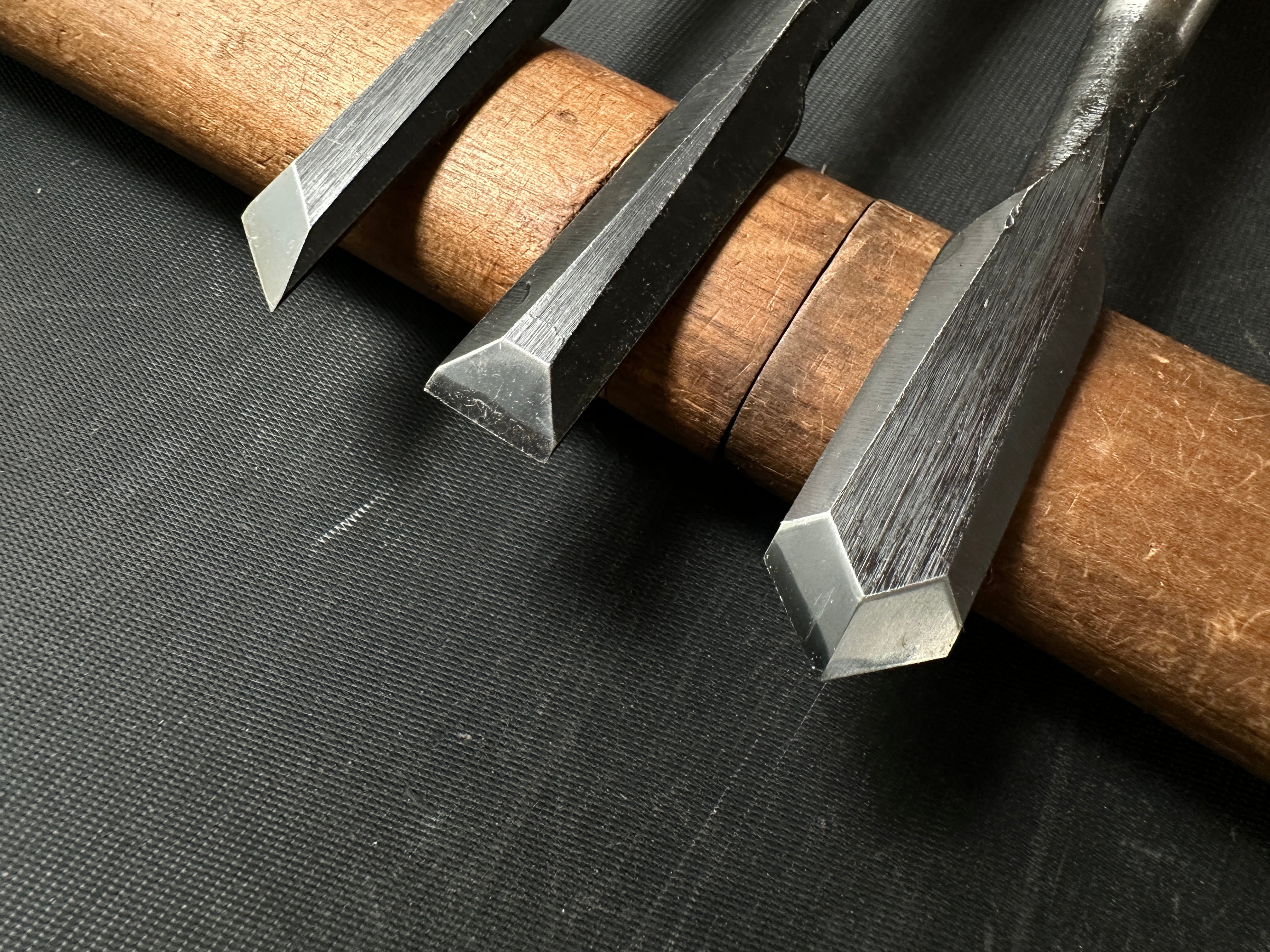 Old Stock Carving chisels set by Blue steel 掘出し物 彫刻組鑿 青紙鋼 10本組