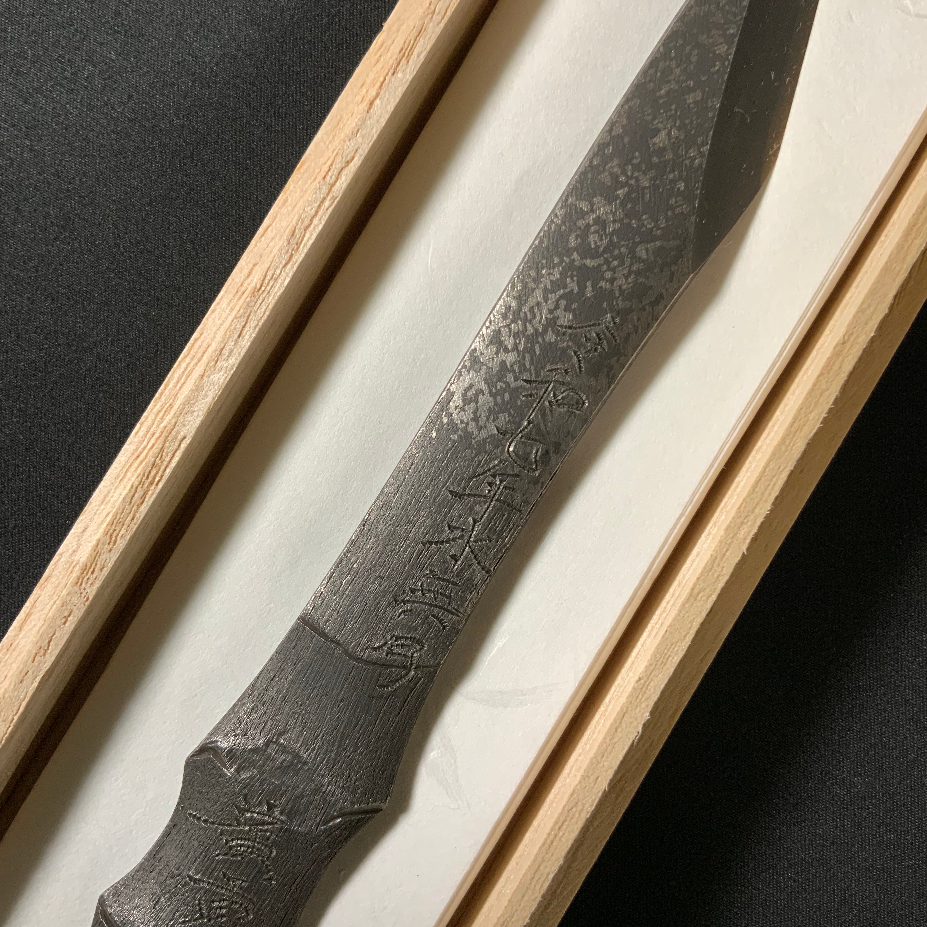 Dream to the West Right hand Kiridashi kinfe by Sozen Carving 南風知我意 吹夢到西洲 素全作 切出し小刀 右 20mm