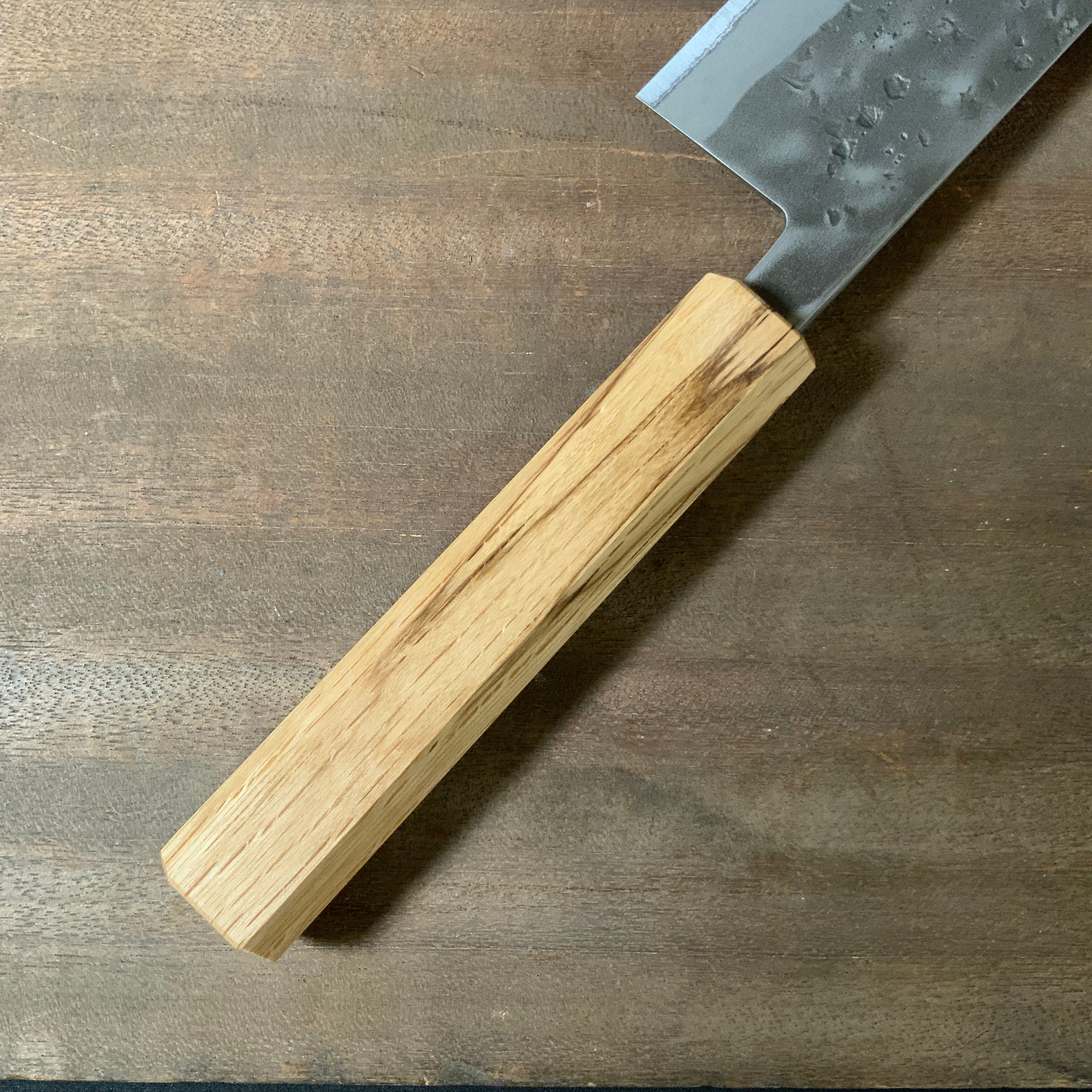 Muneyoshi Santoku Bocho with blue steel and oak handle 宗吉 三徳包丁 青紙付 八角樫柄入 165mm