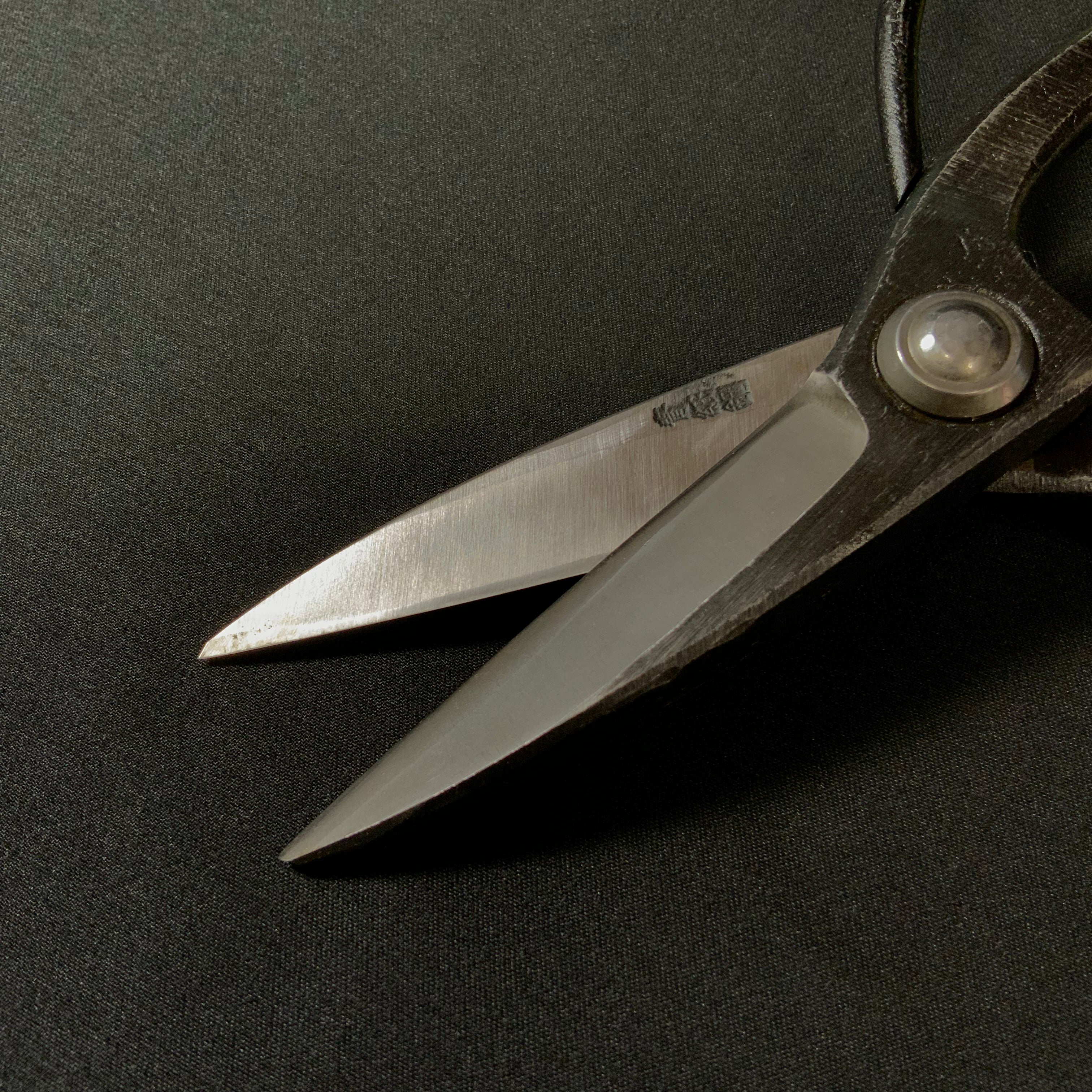 Mikinihonichi Hand made Okubo Shears with Blue Steel 幹日本一別製三寸刃大久保鋏 青紙鋼 手作り 205mm