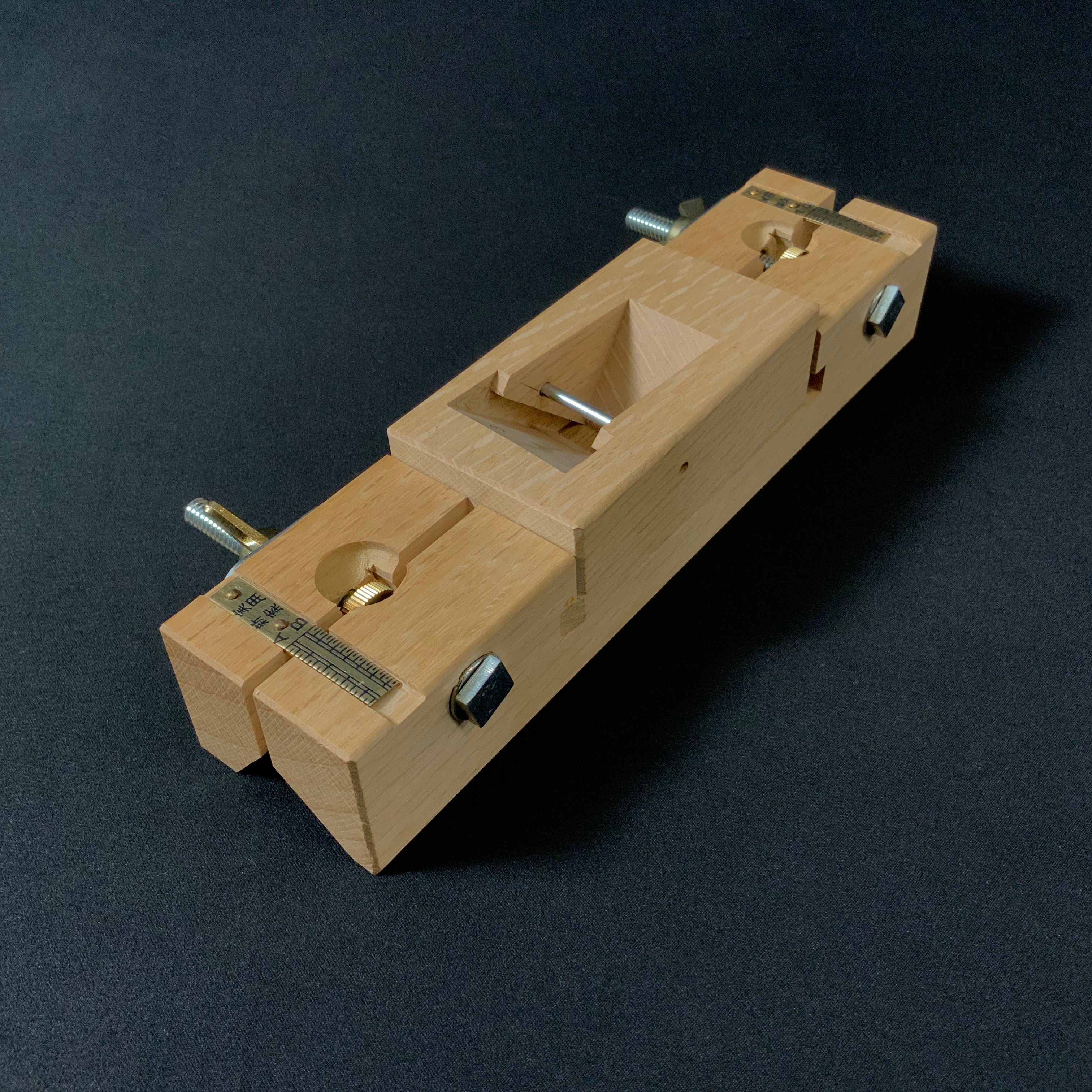 Old stock Chamfer Plane 60° with blue steel 掘出し物 小森作 國鶴 猿面取鉋 真鍮張り 30mm