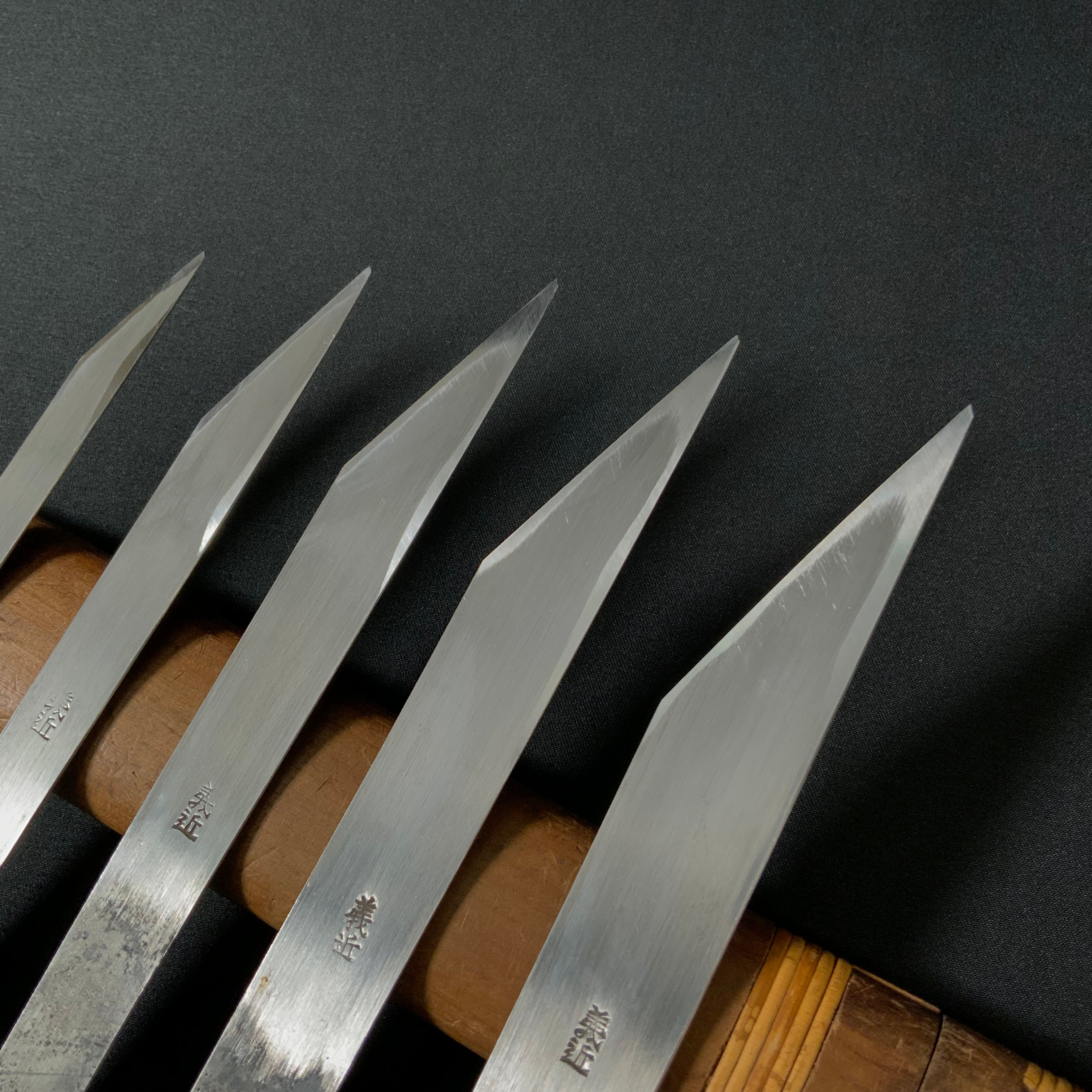 Yoshichika Kiridashi Kokatana Right hand 一心堂義近 共柄切出し小刀 右