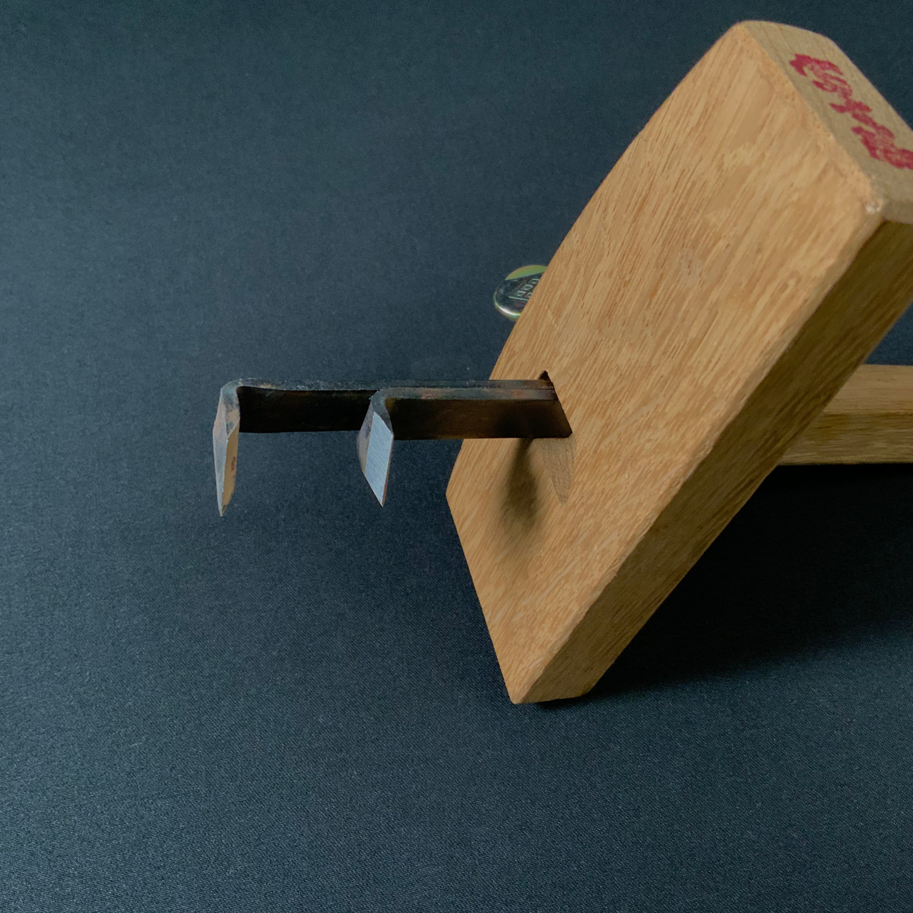 Old Stock Fujikyu Marking gauge with two scribing rods 掘出し物 富士久 鎌毛引 Kebiki