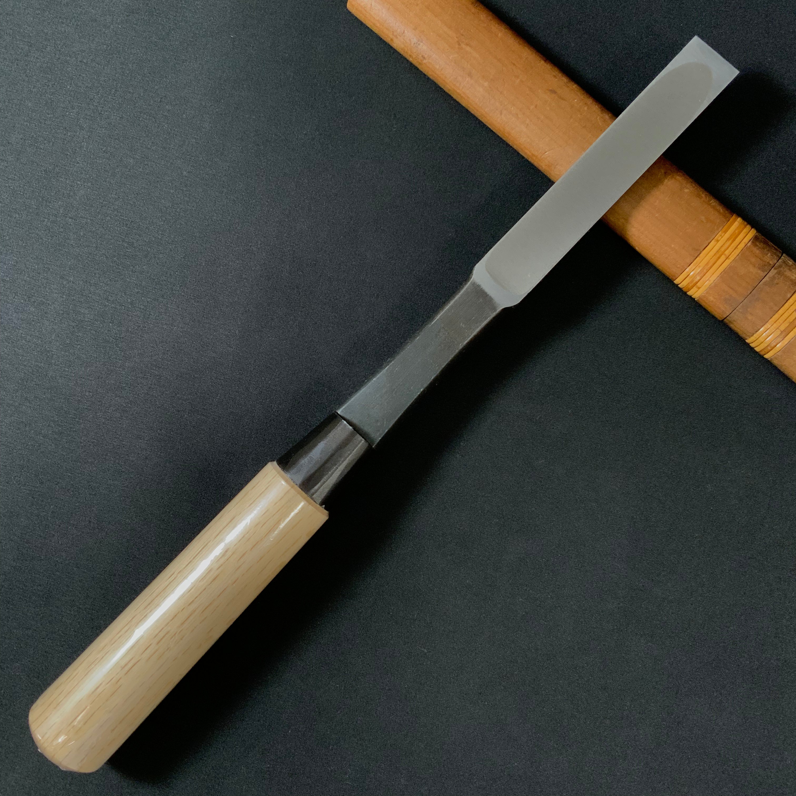 田斎作 黒仕上 腰型鑿 一枚裏 白樫柄 Tasai lumbar chisel with White Oak Handle black finish