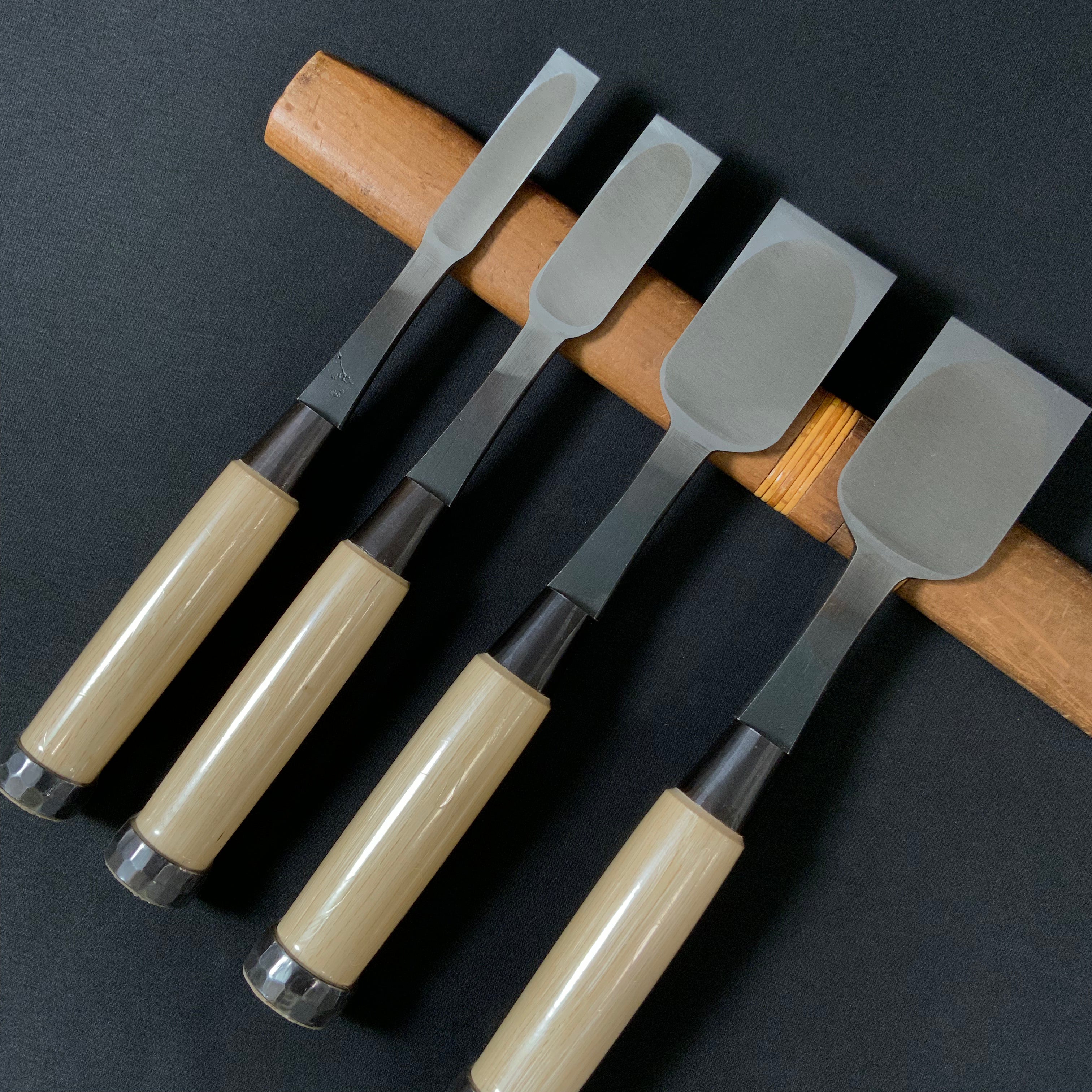 田斎作 黒仕上 平待追入鑿 白檀柄 Tasai Special Hiramachi type Bench chisels black finished with white wood handle