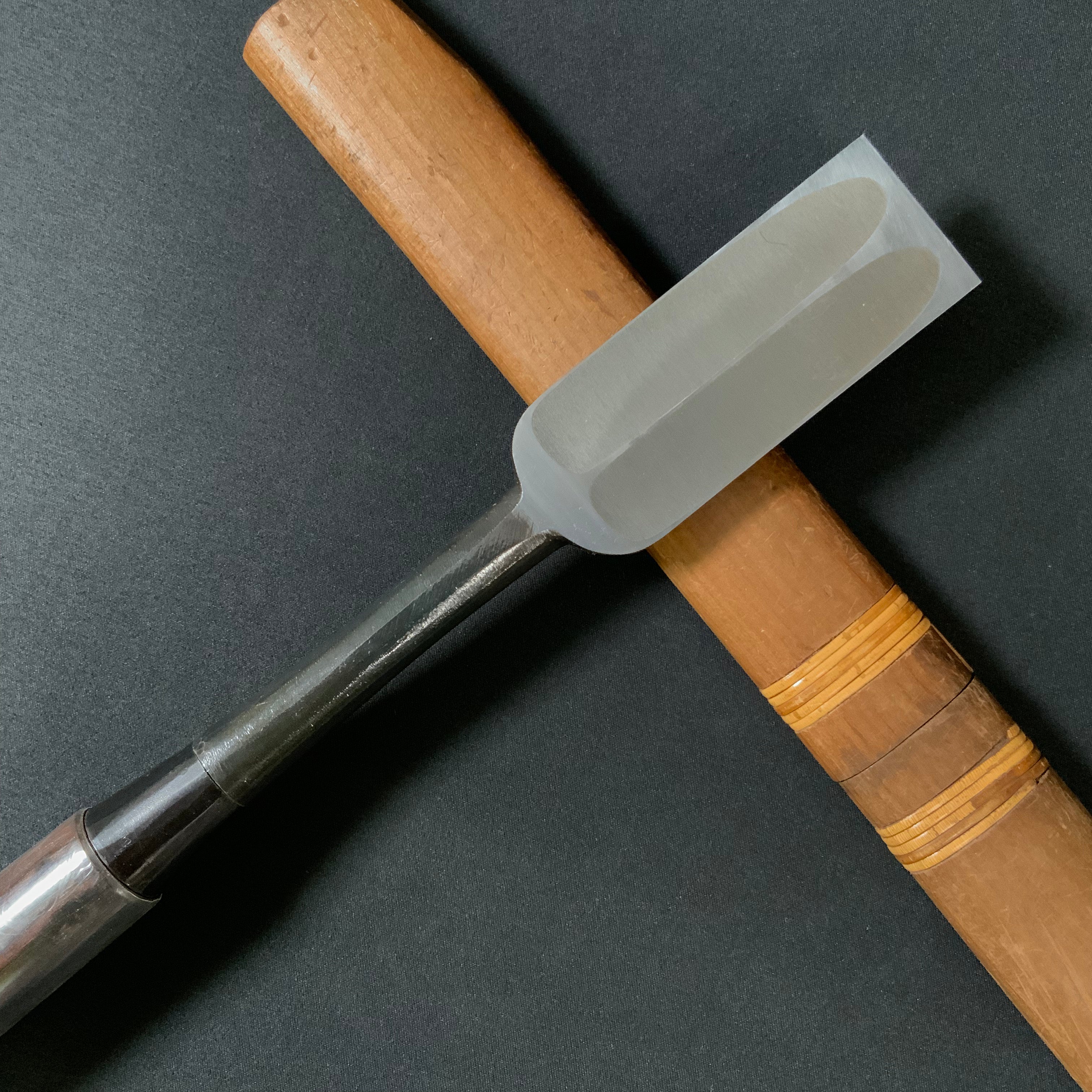 田斎作 黒仕上 鎬薄鑿 二枚裏 黒檀柄 Tasai Dovetail Paring chisels black finished with Ebony handle usunomi