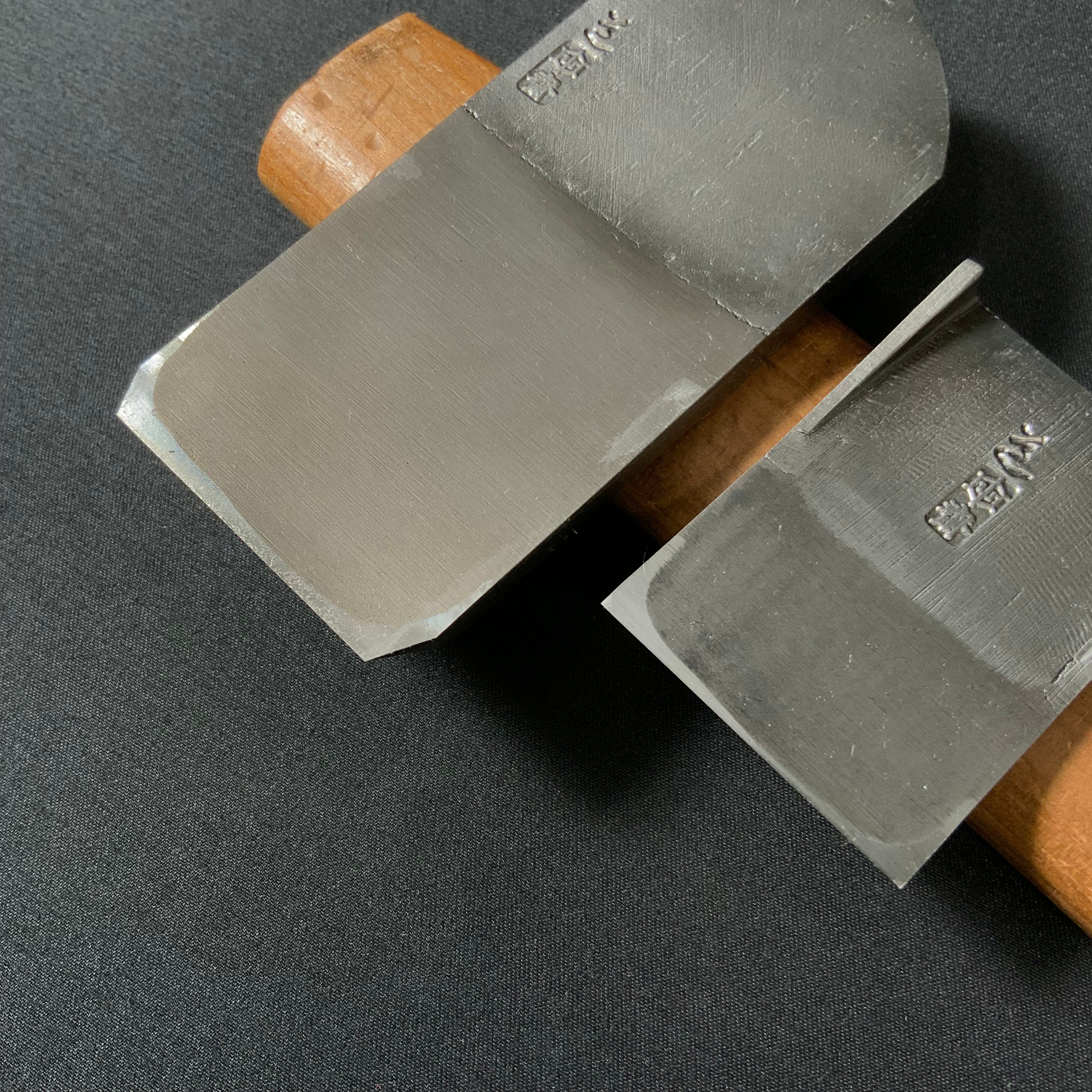 Tasai polish Mini Flat Plane with Blue steel mamehira kanna 田斎作 磨仕上 豆平鉋 42mm