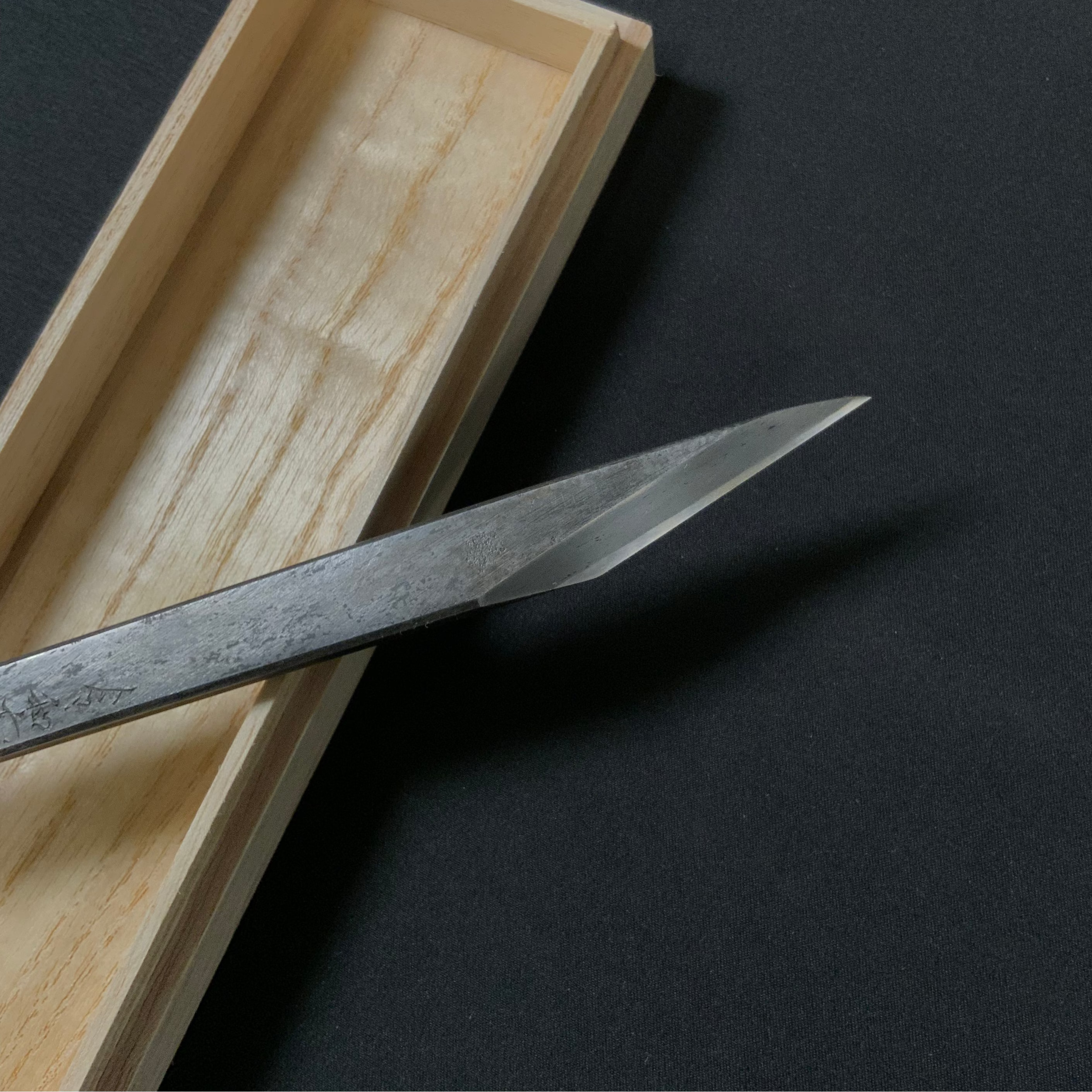 Beginning of Autumn Right hand Kiridashi kinfe by Sozen Carving 立秋 素全作 切出し小刀 右 15mm