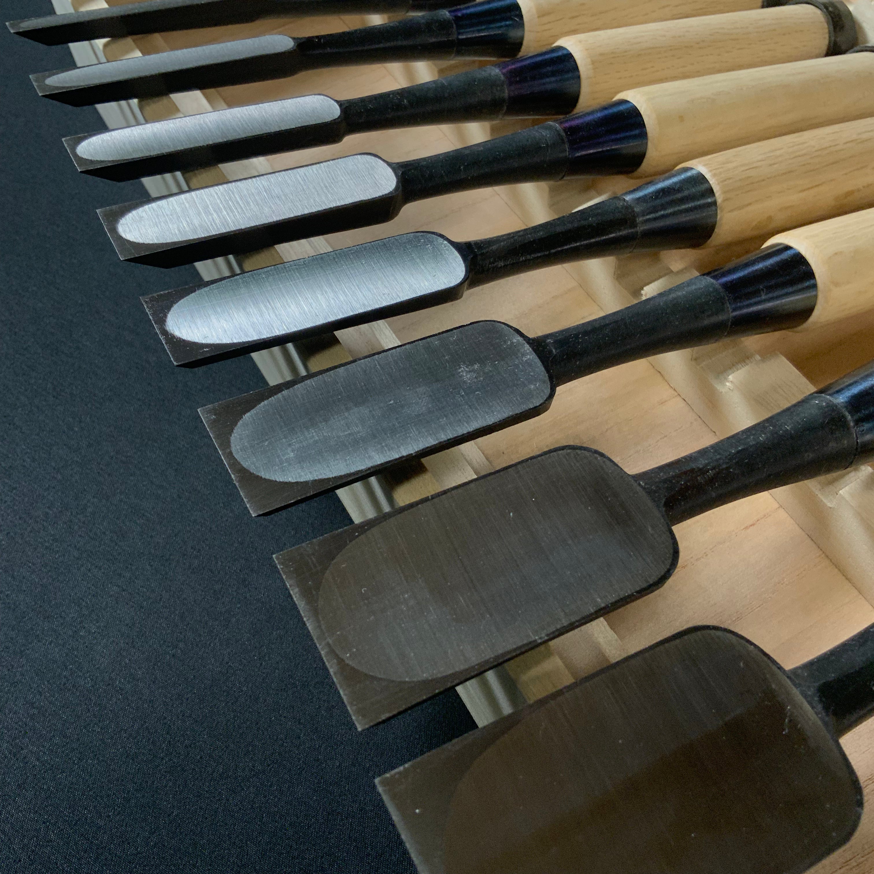 #2 Ouchi Bench chisels set by Ouchi 4th generation 四代目大内俊明作 宗家大内 追入組鑿 桐箱付 Oirenomi