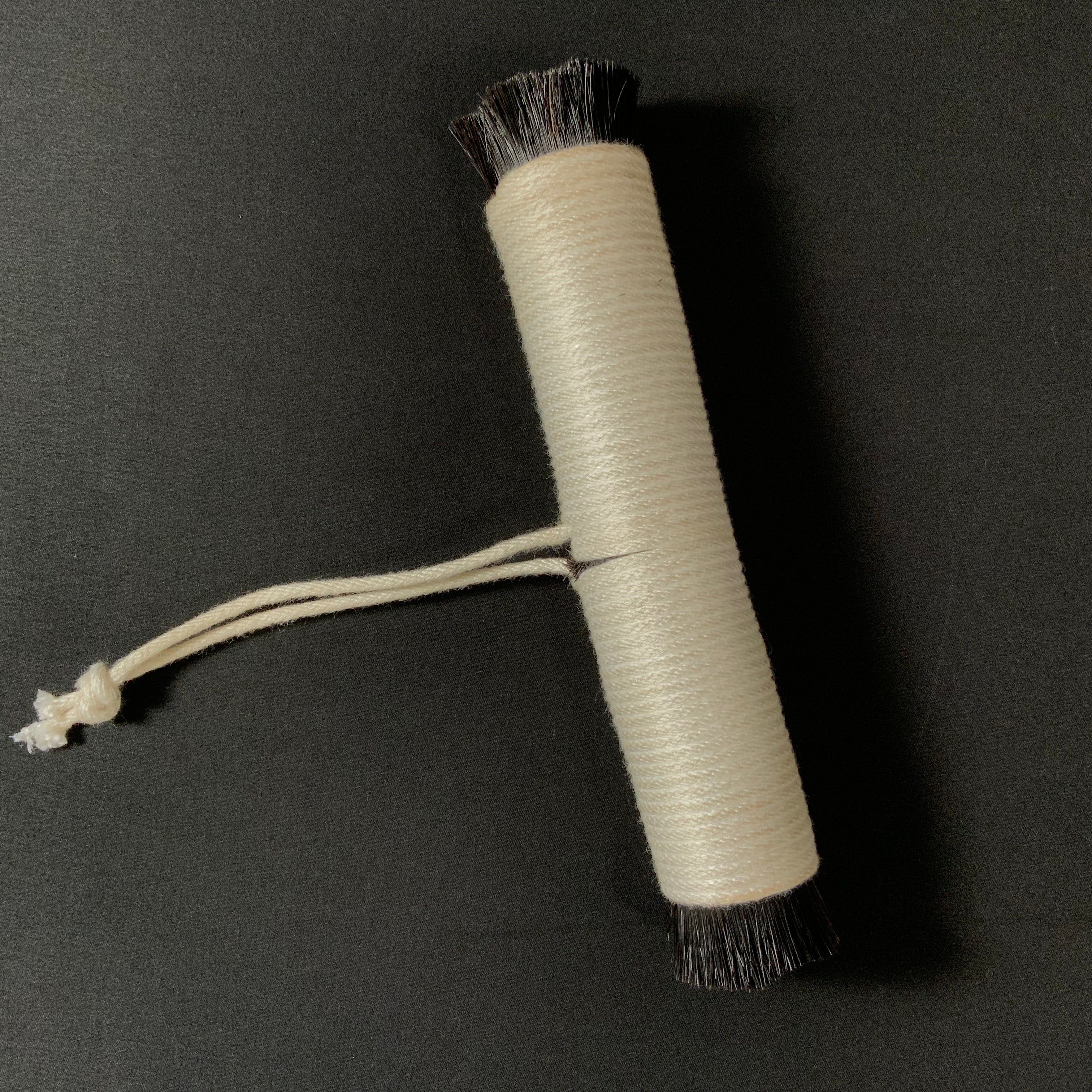 うずくり Traditional Uzukuri wood texture (raised grain finish)