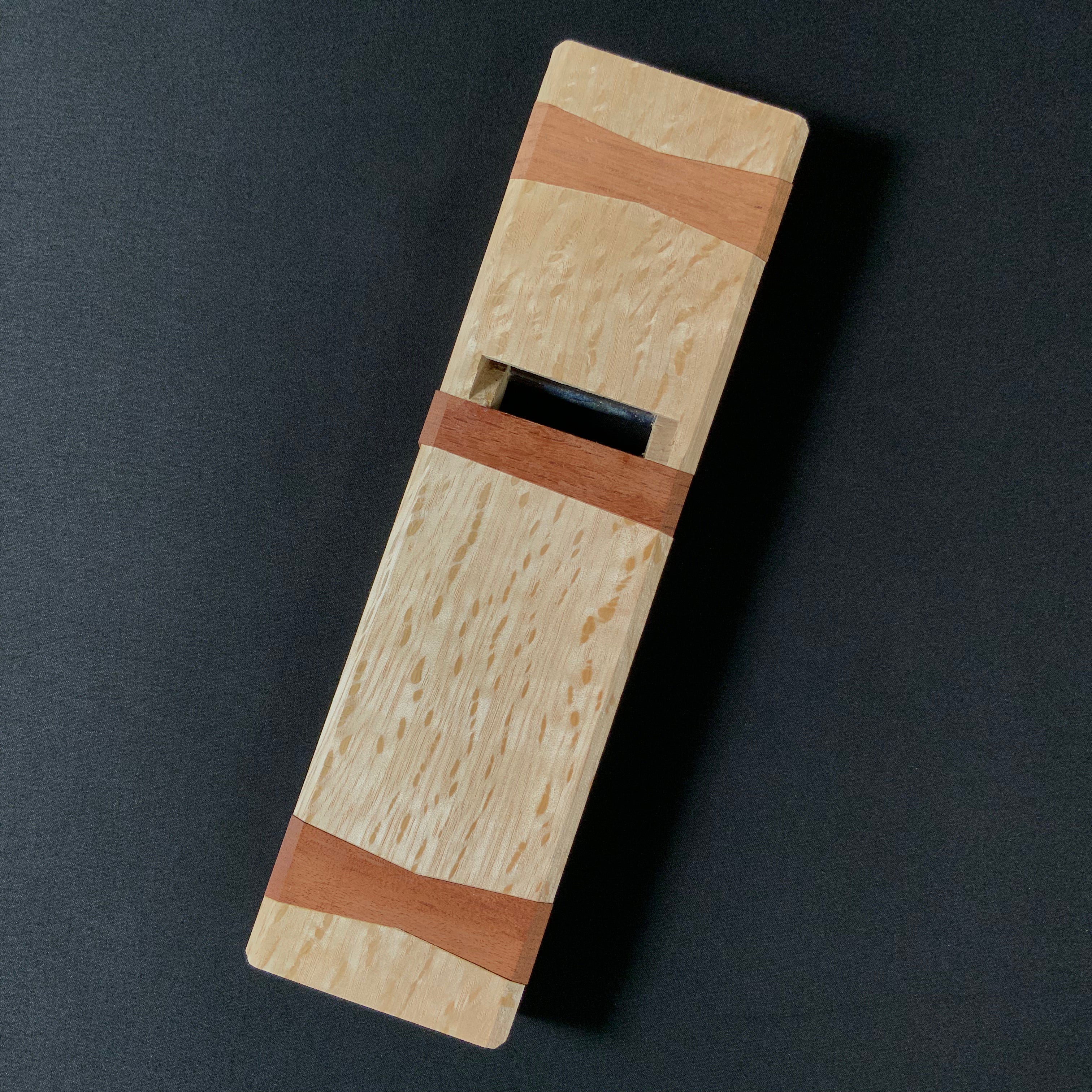 掘出し物 河よし 替刃式 蝶々割止口埋め鉋 45mm Old stock Kawayoshi Smoothing Alternating Blade Plane (Kanna)