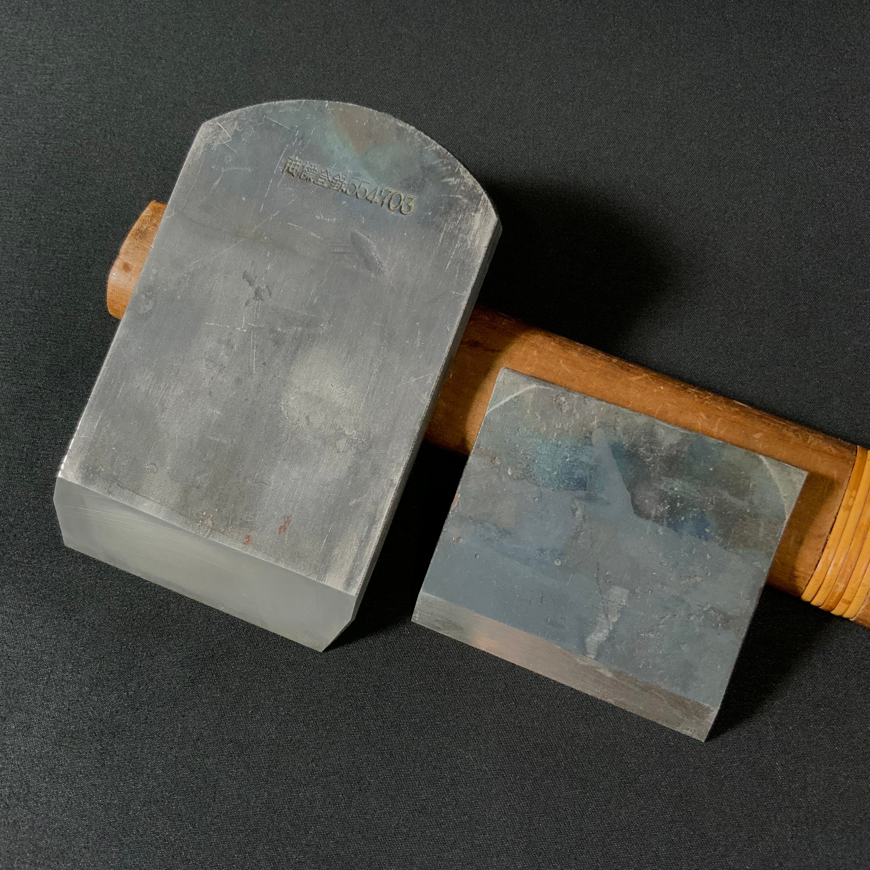 掘出し物 東源次 仕上鉋 白樫台 70mm Old stock Azuma-Genji Smoothing Plane (Kanna) with White Oak dai