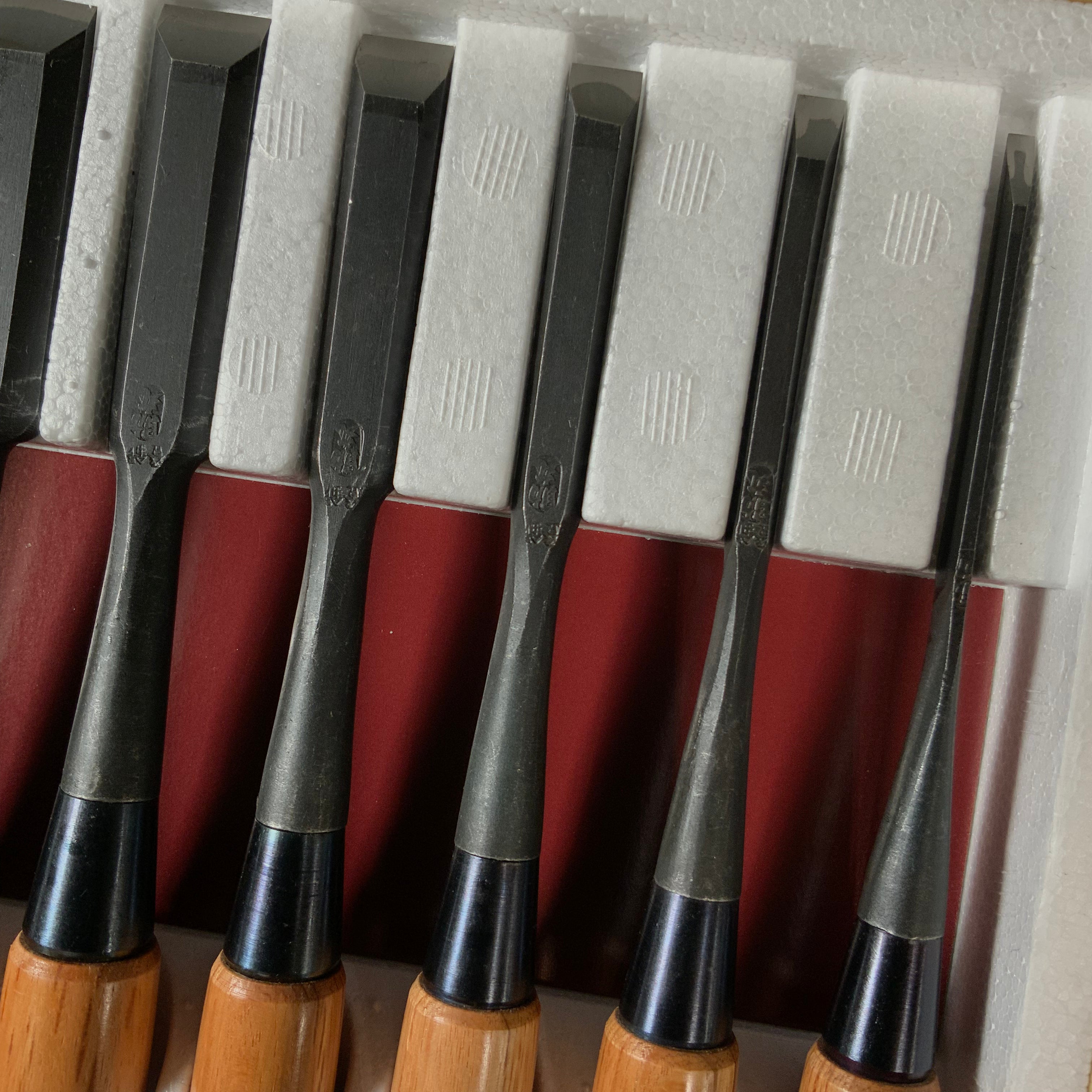 #M187 Mixed set Bench chisels 10pc set by Sukemaru and Syuhou 助丸 秀宝 バラ鑿合わせ 追入10本組鑿