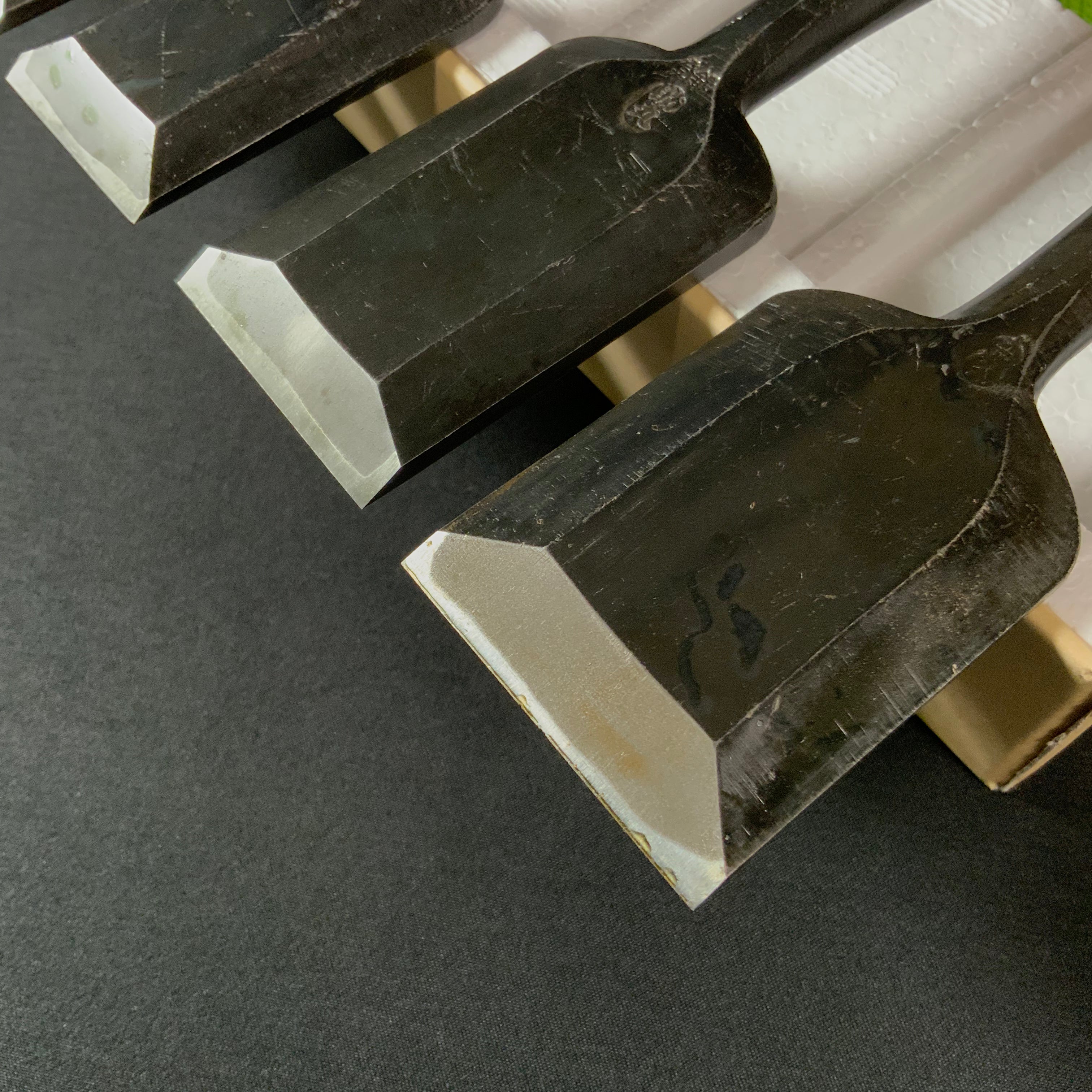 M191 Kenshin bench chisels set by Usui Yoshio 謙信 碓氷淑郎作 追入組鑿 10本組