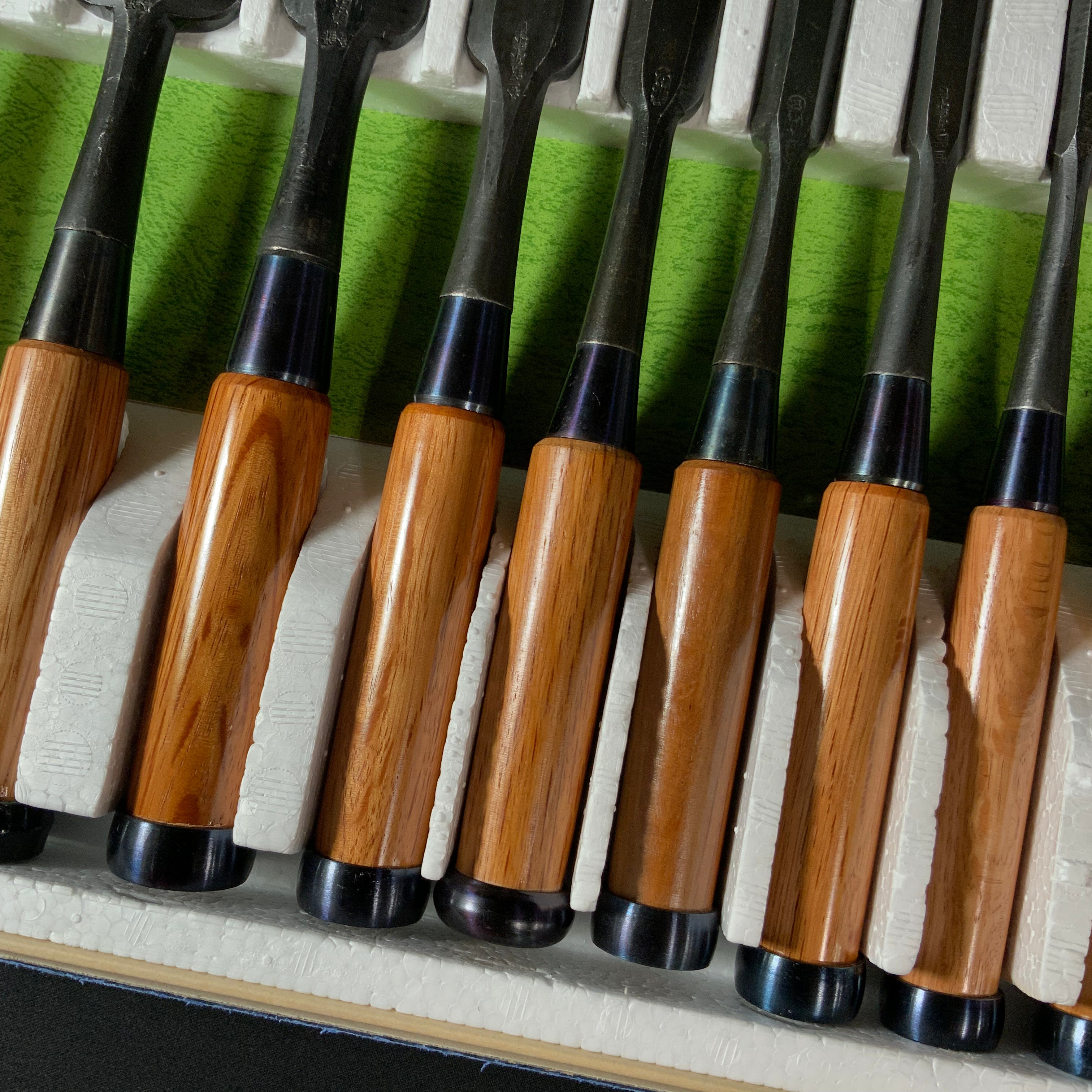 M192 Mixed set Bench chisels set for beginner by unknown smith バラ鑿合わせ 初心者におすすめ 追入組鑿 M192