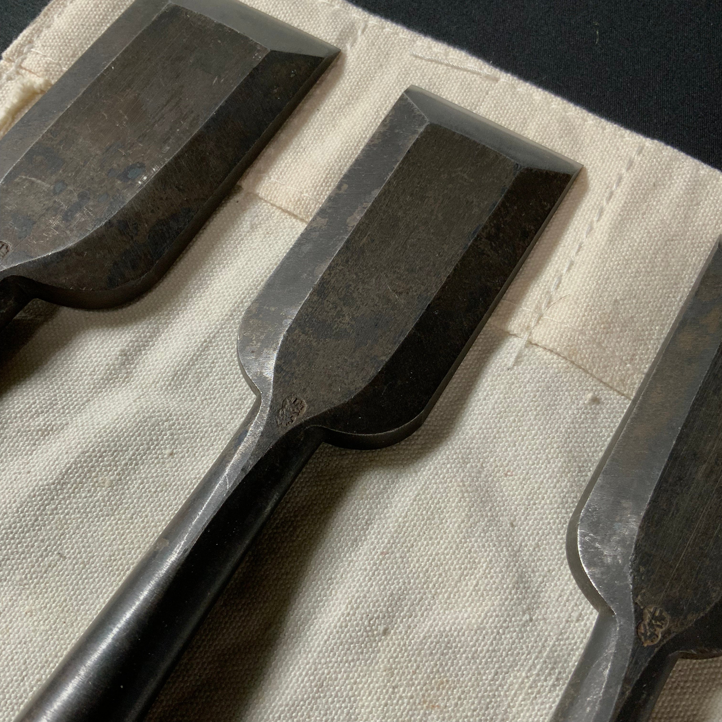 掘出し物 二代目左久作 叩き鑿 池上喬庸作 Old stock #1 Hidari Hisasaku 2rd Timber chisels by Ikegami Takanobu Tatakinomi