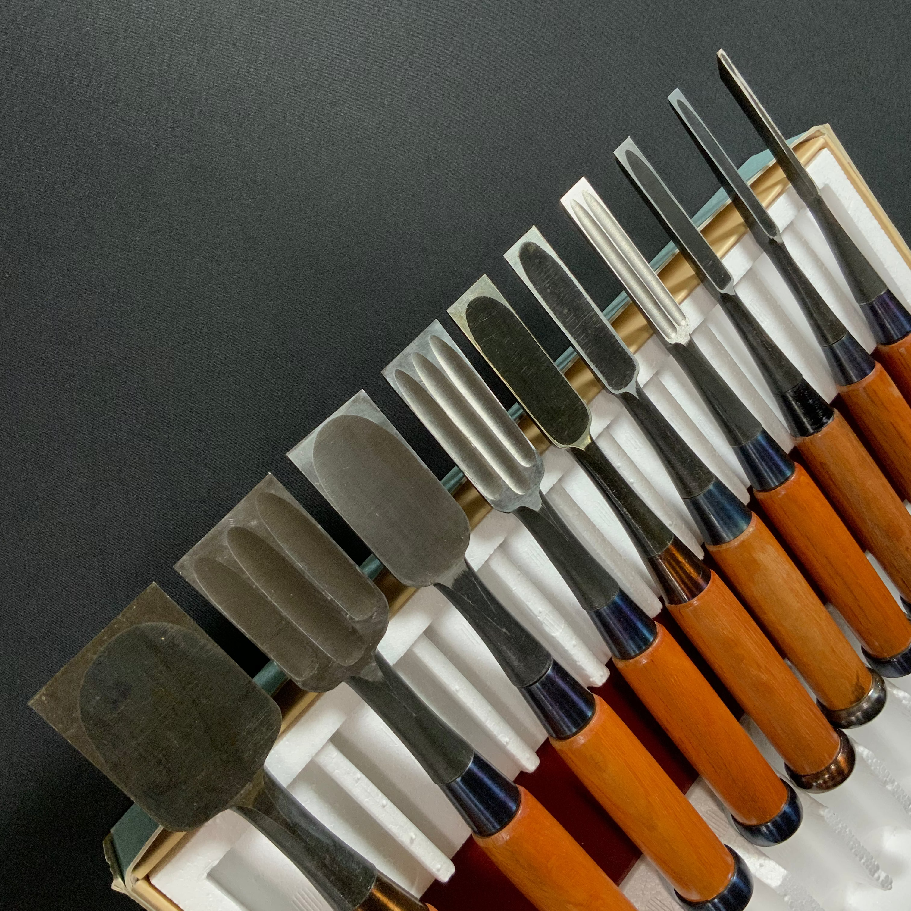 M193 Mixed set Bench chisels set for beginner by unknown smith バラ鑿合わせ 初心者におすすめ 追入組鑿 M193