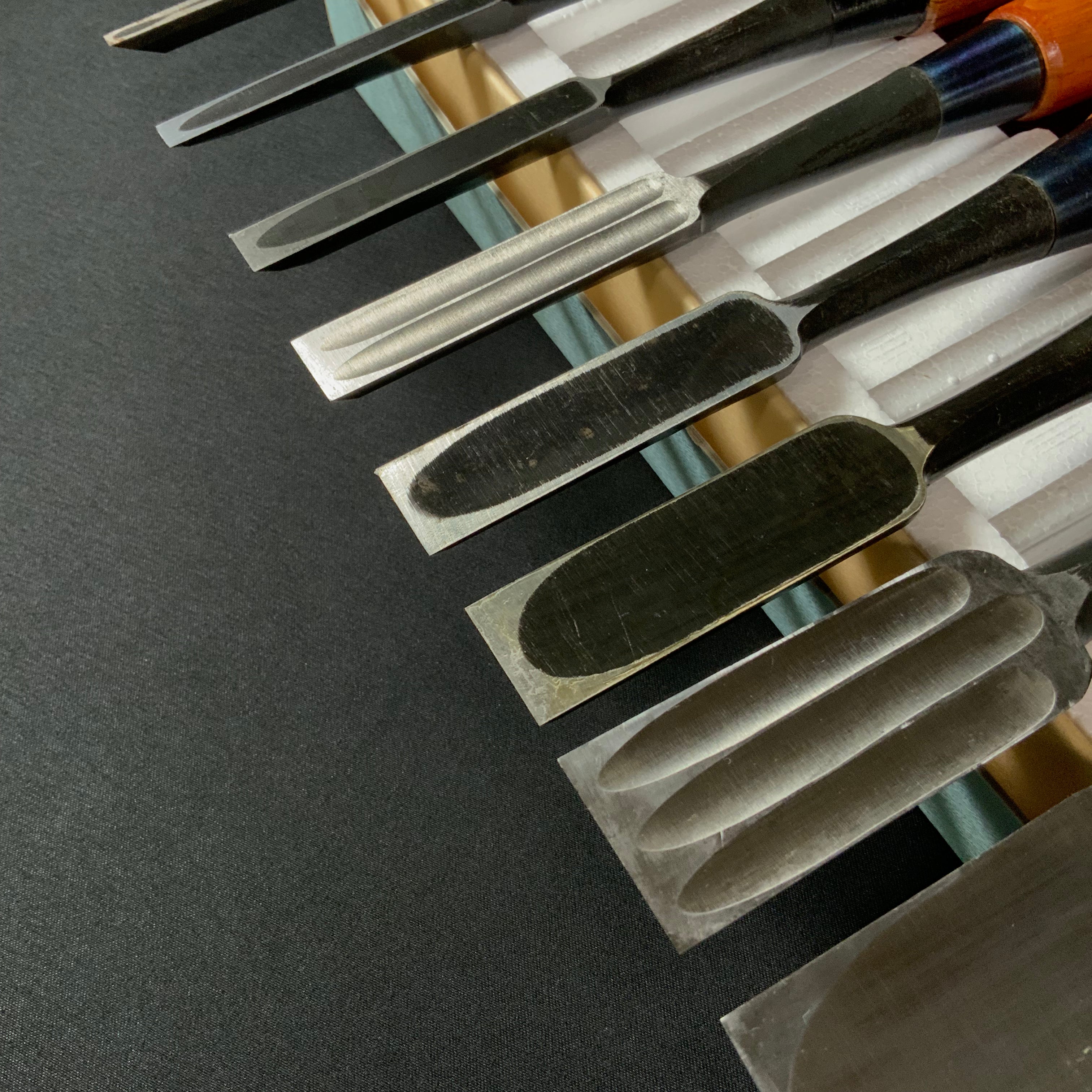 M193 Mixed set Bench chisels set for beginner by unknown smith バラ鑿合わせ 初心者におすすめ 追入組鑿 M193