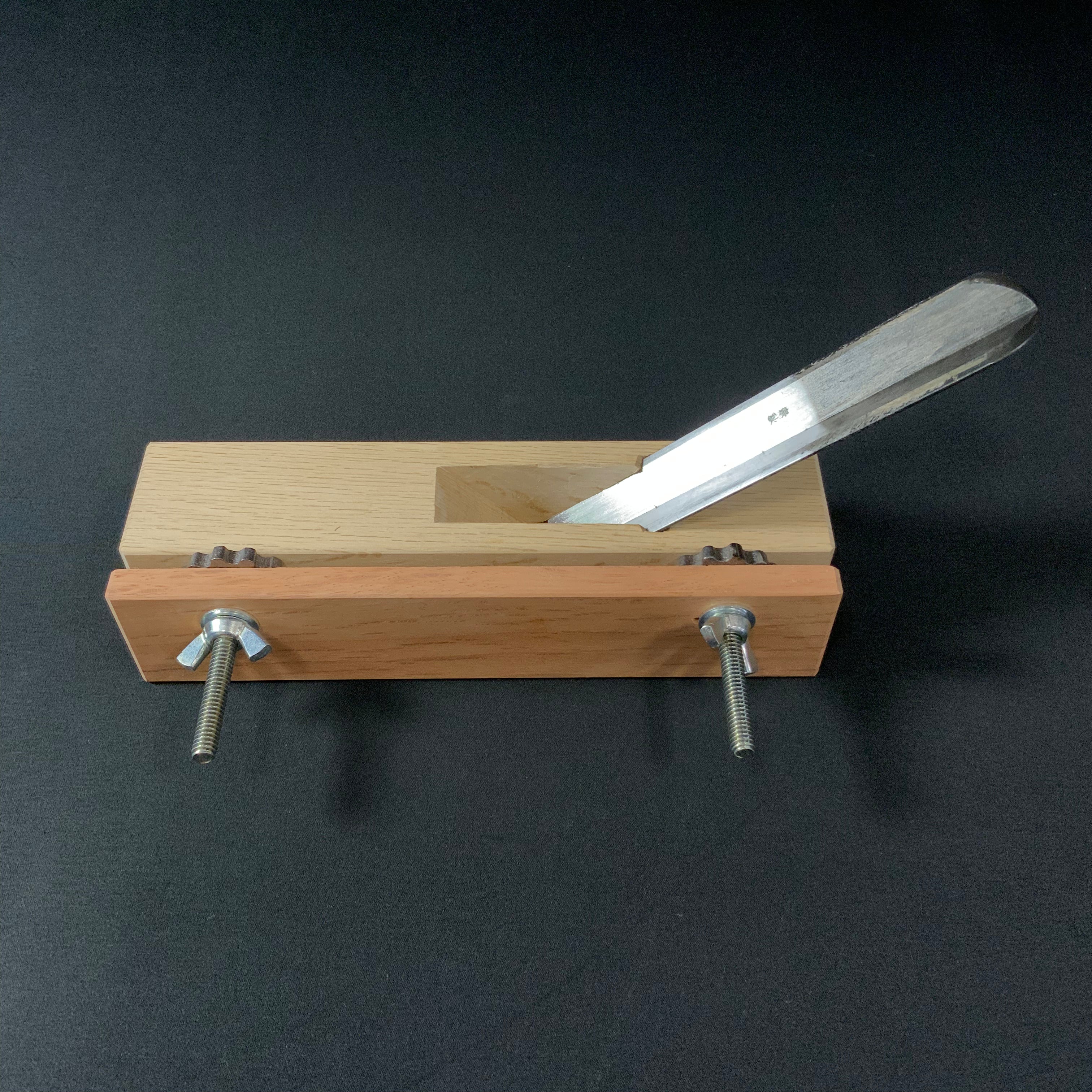 Ha Kanna Kumiko Kanna with white steel by Muneaki 葉鉋 組子用 120° 猪本台 宗秋刃