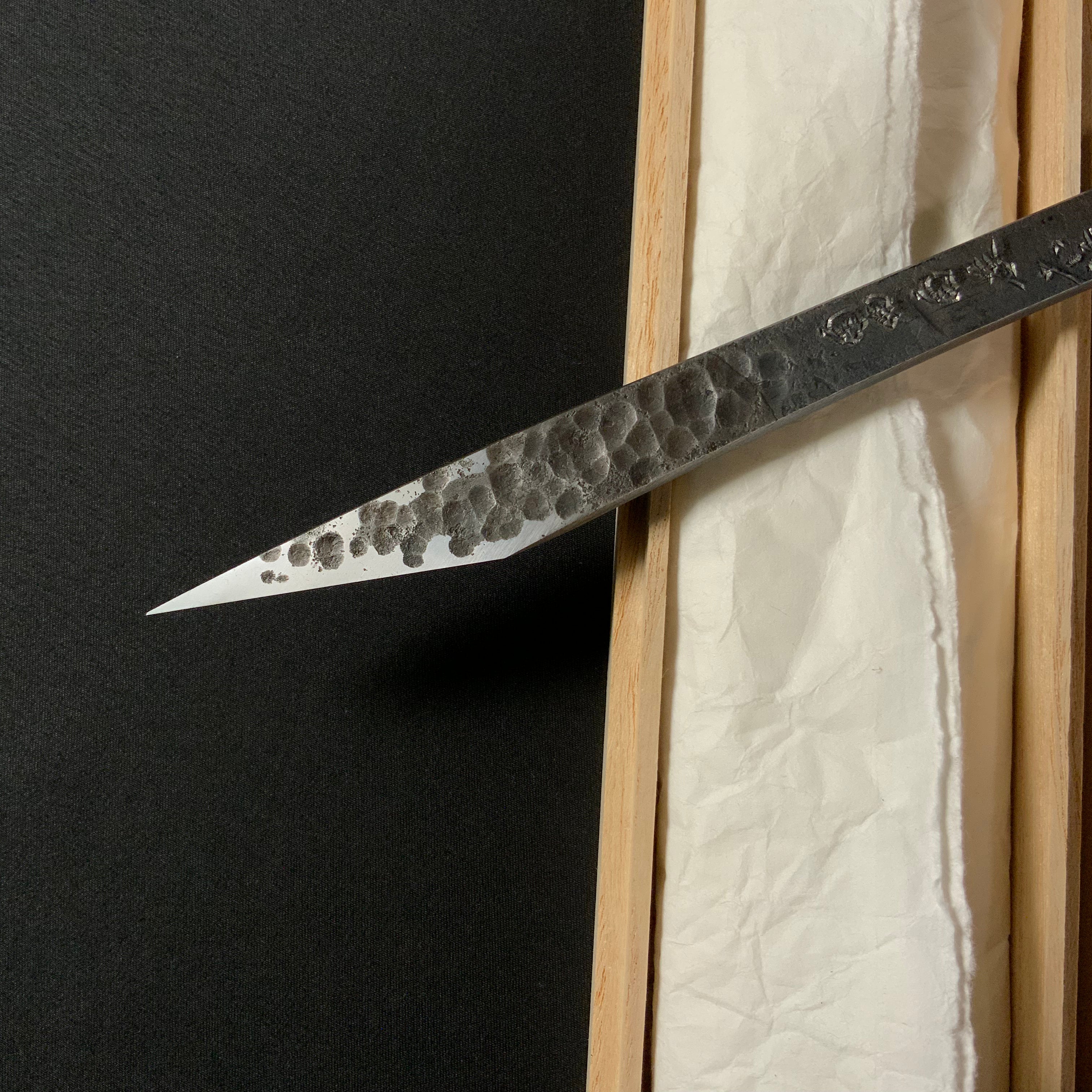 Jiyujizai Right hand Kiridashi kinfe by Sozen Carving 自由自在 素全作 切出し小刀 右 18mm