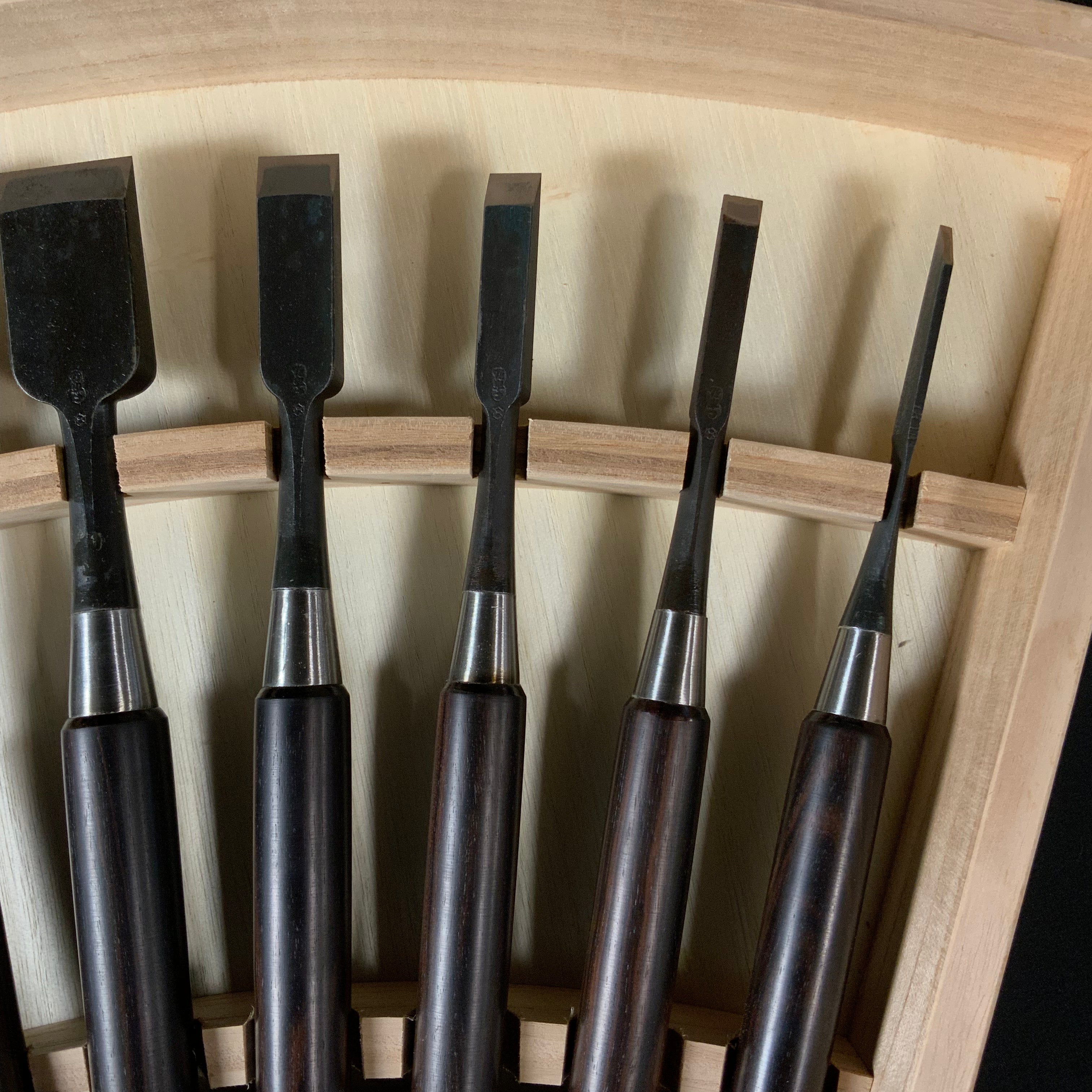 Old stock Tsuki Ichihiro Bench chisels set 掘出し物 月 市弘 山崎勇作 追入組鑿 Oirenomi