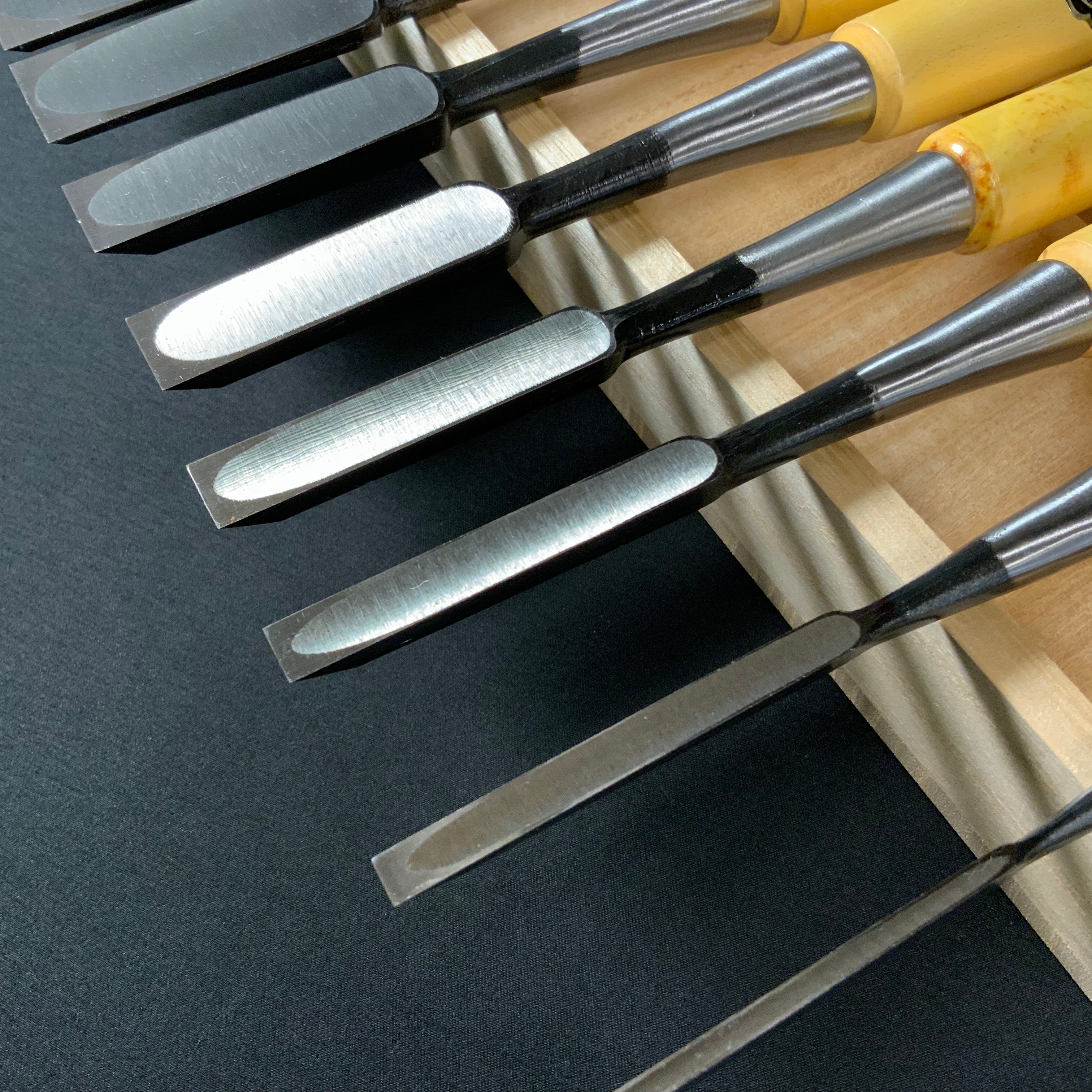 #5 Ouchi Bench chisels set Gumi Handle by Ouchi 4th generation 宗家大内 追入組鑿 グミ柄 桐箱付 四代目大内俊明作