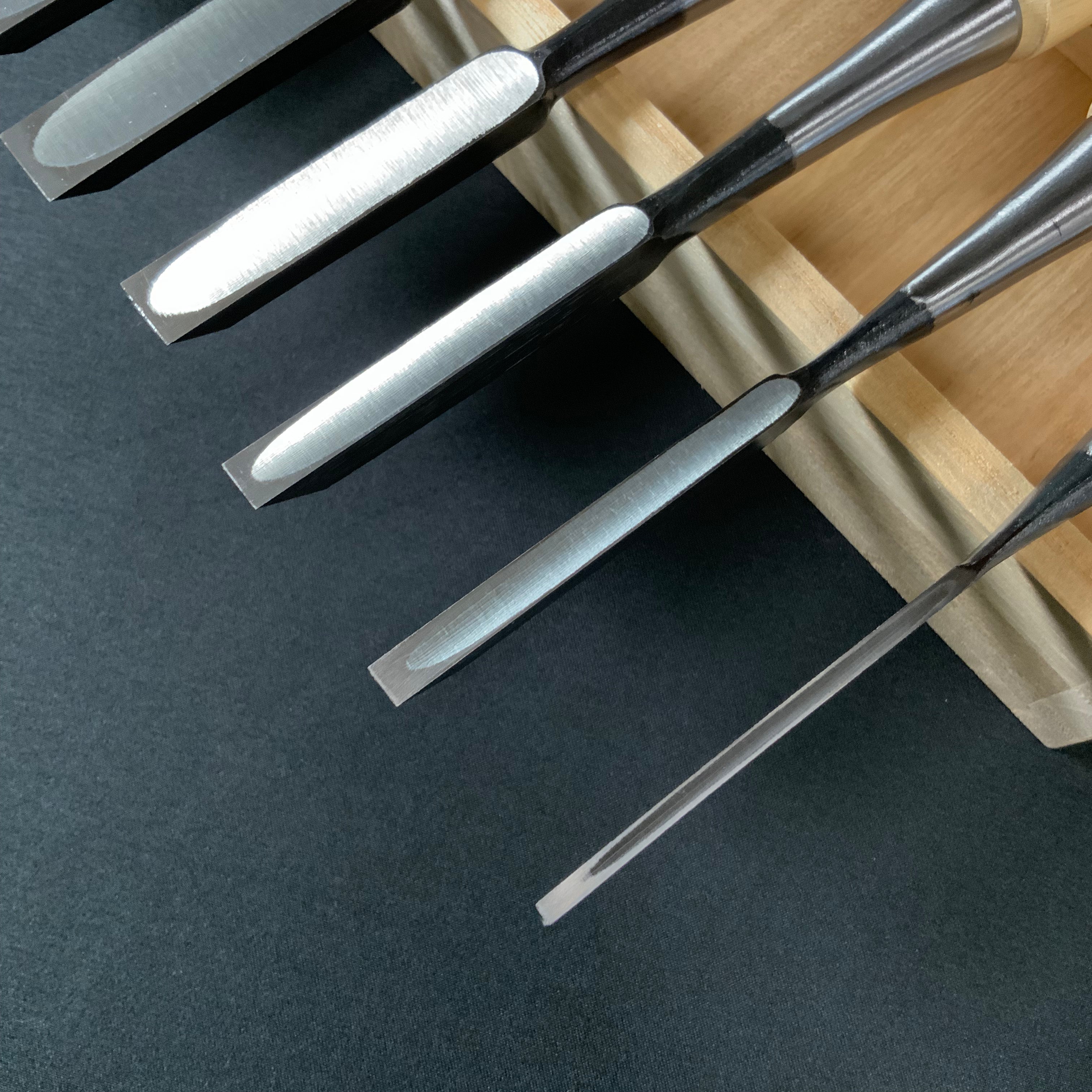 #3 Ouchi Bench chisels set by Ouchi 4th generation white Oak Handle 宗家大内 追入組鑿 芯持白樫柄 桐箱付 四代目大内俊明作