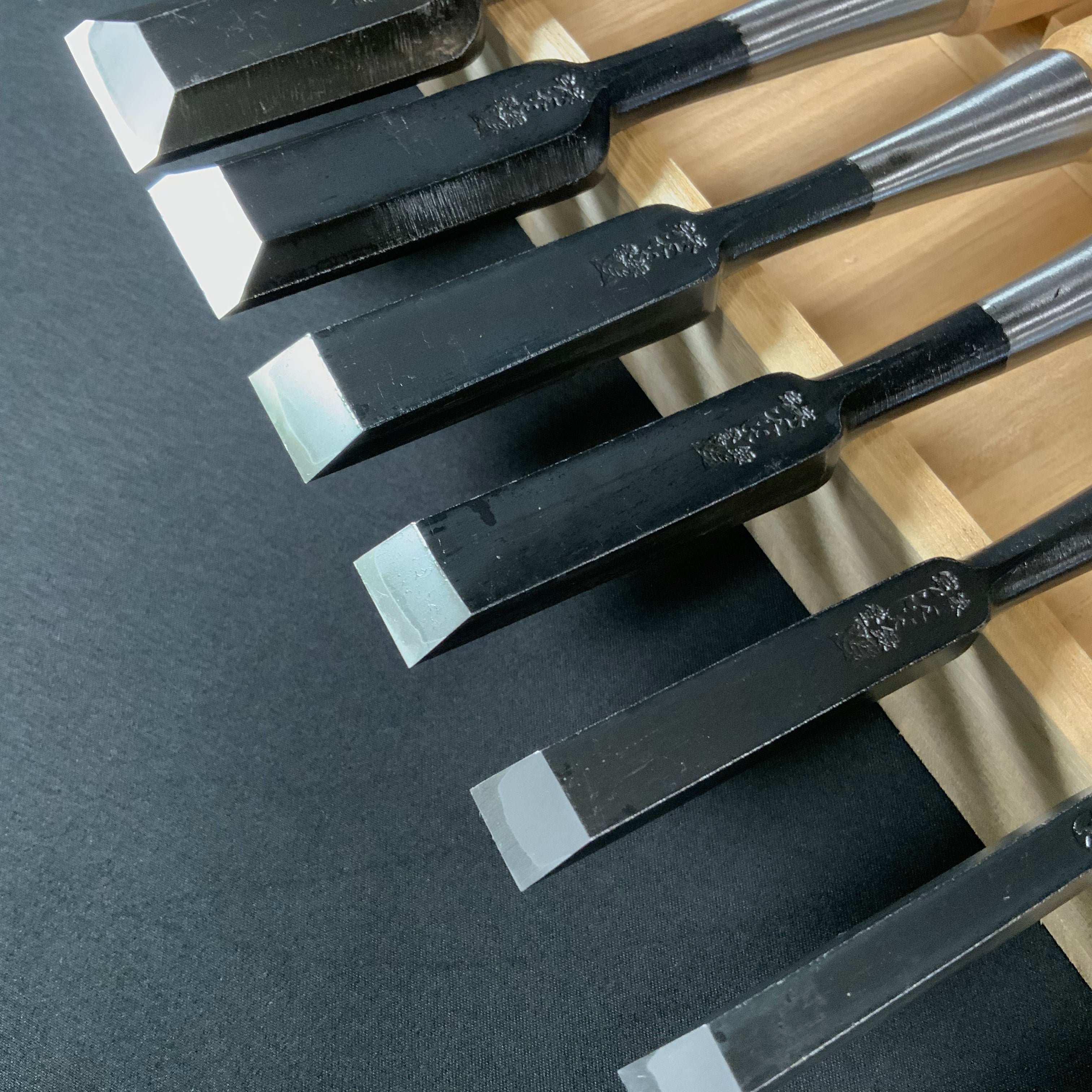 #3 Ouchi Bench chisels set by Ouchi 4th generation white Oak Handle 宗家大内 追入組鑿 芯持白樫柄 桐箱付 四代目大内俊明作