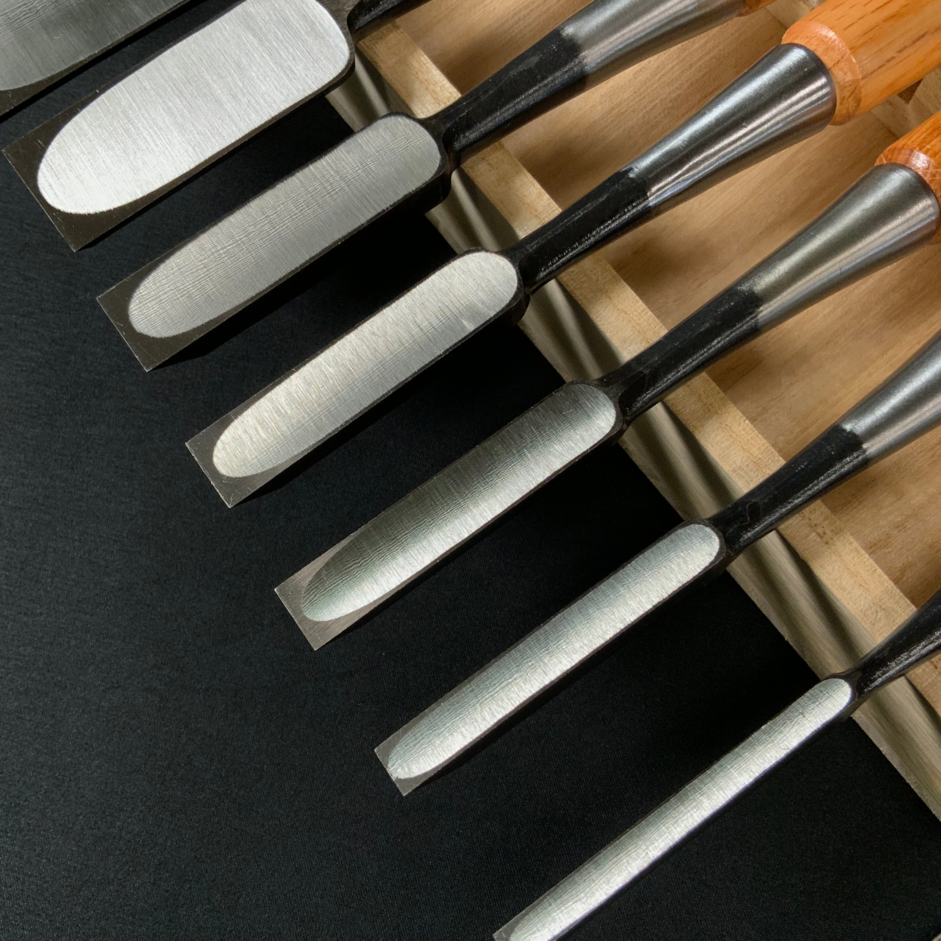 #4 Ouchi Bench chisels set Red Oak Handle by Ouchi 4th generation 宗家大内 追入組鑿 赤樫柄 桐箱付 四代目大内俊明作